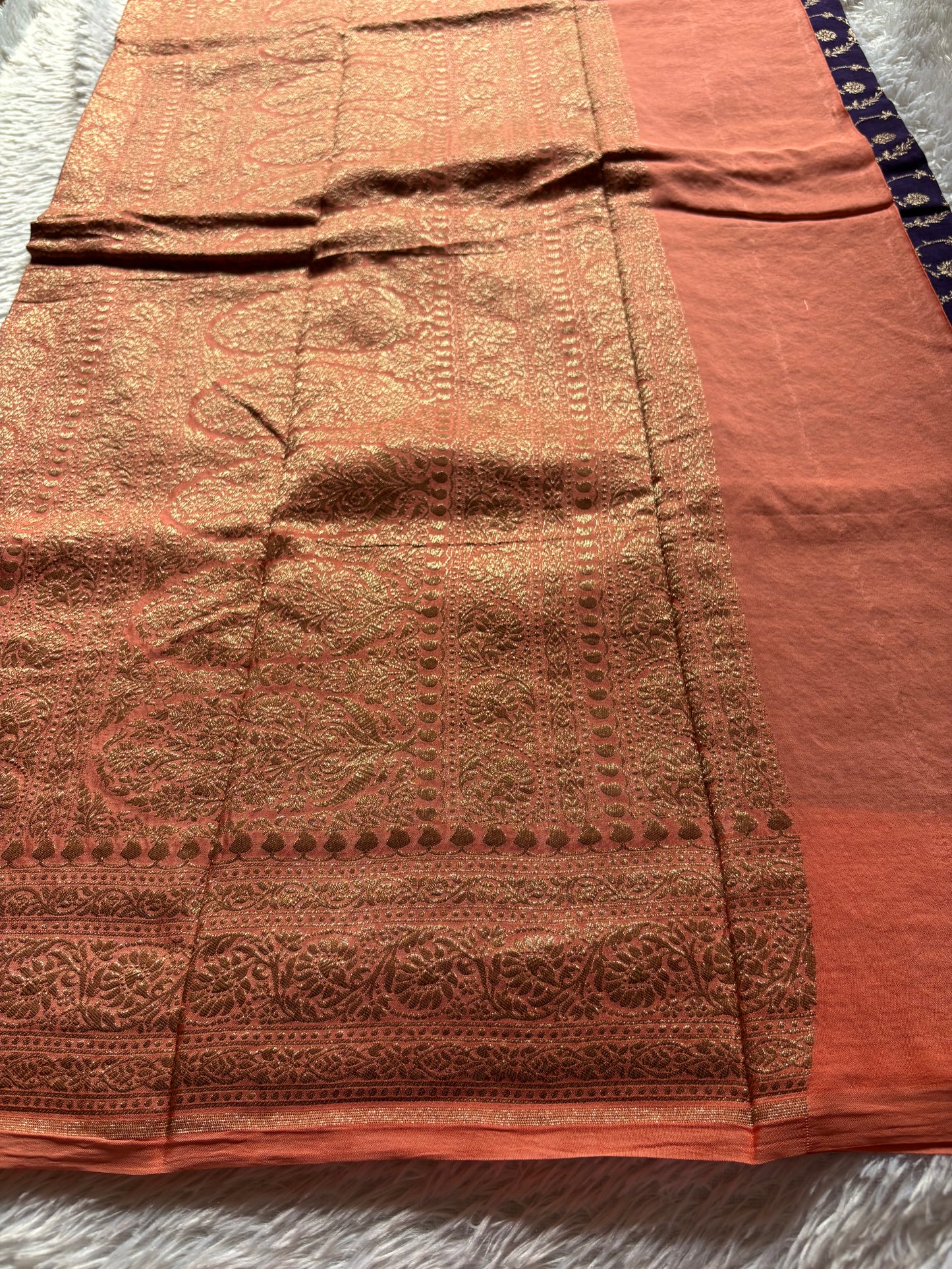 SCB06 (2D) : Dark violet-peach