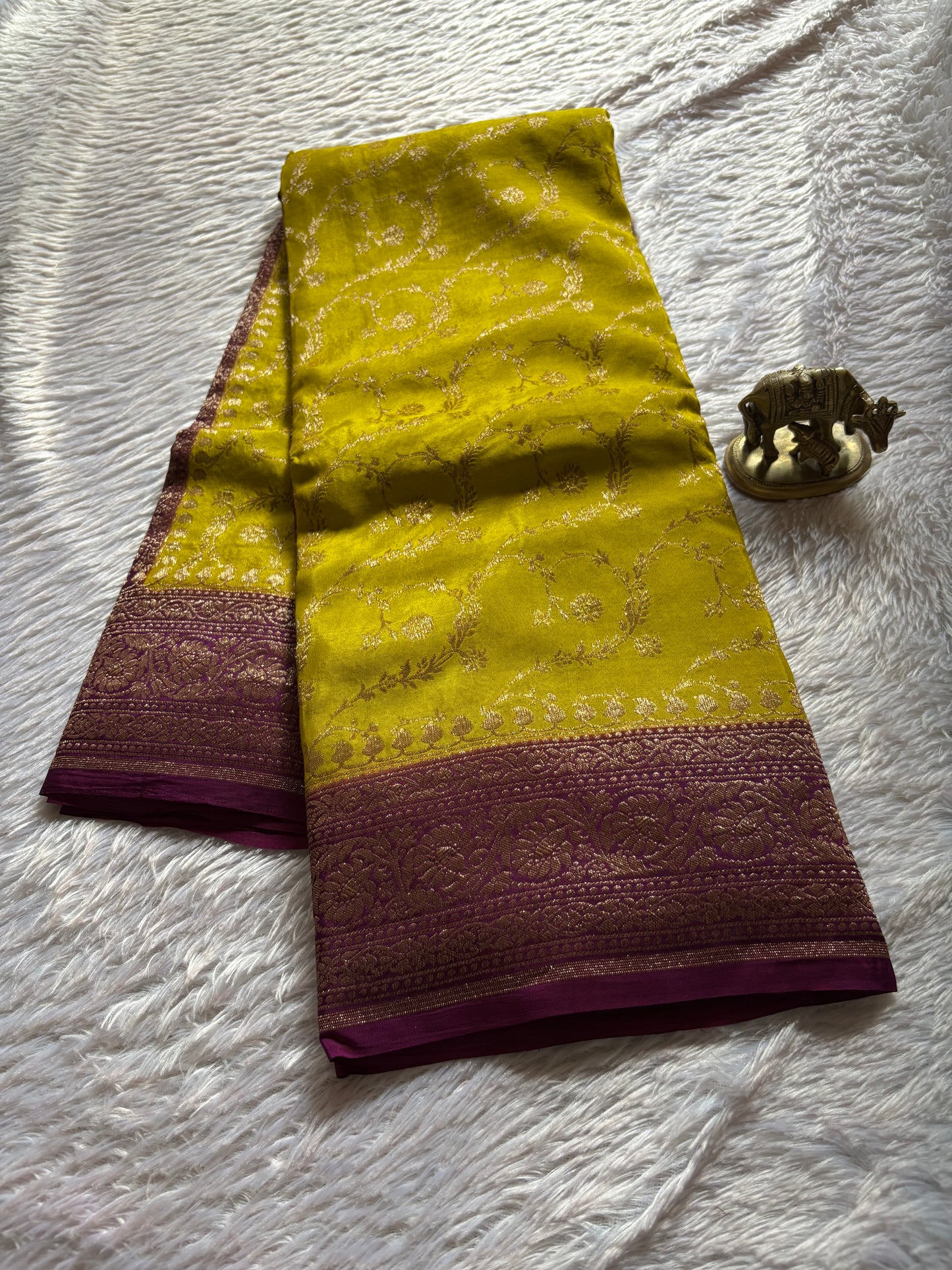 SCB06 (2D) : Olive-Dark magenta
