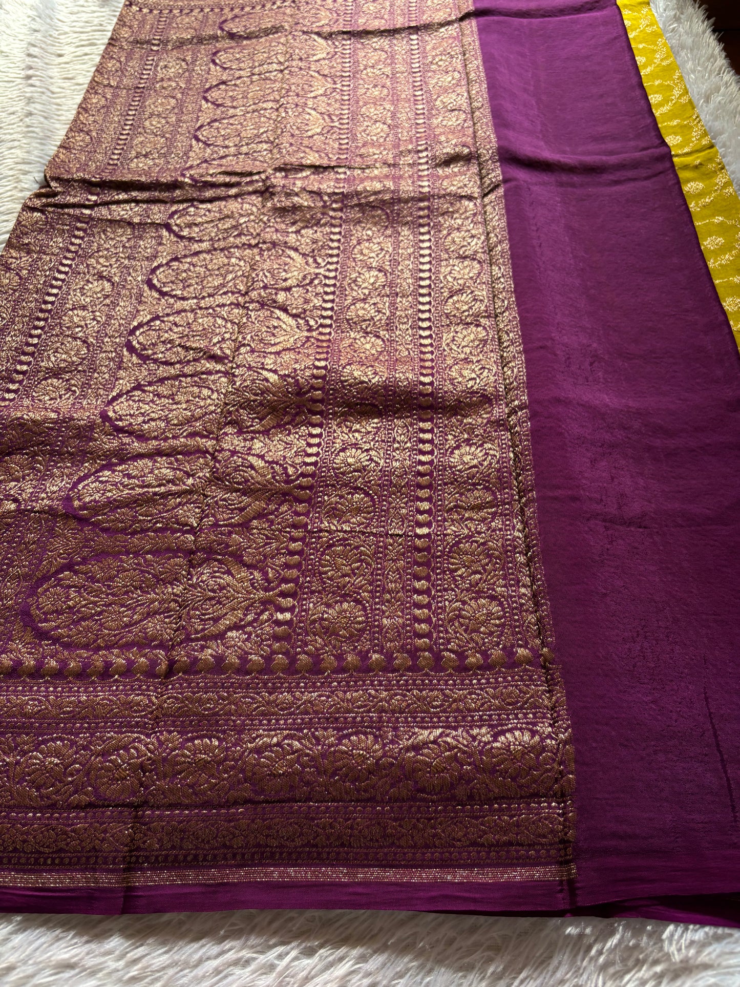 SCB06 (2D) : Olive-Dark magenta