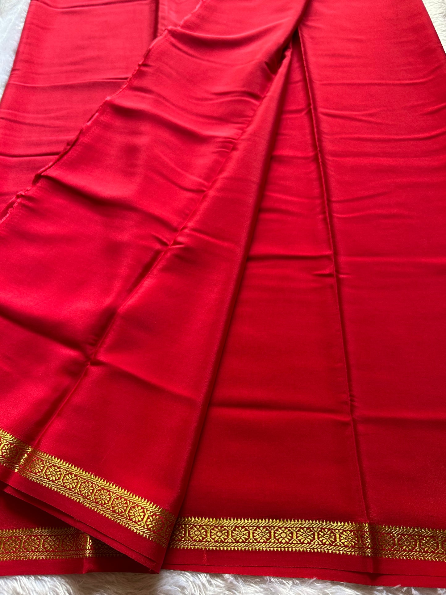 Rudrakshi : Solid Red