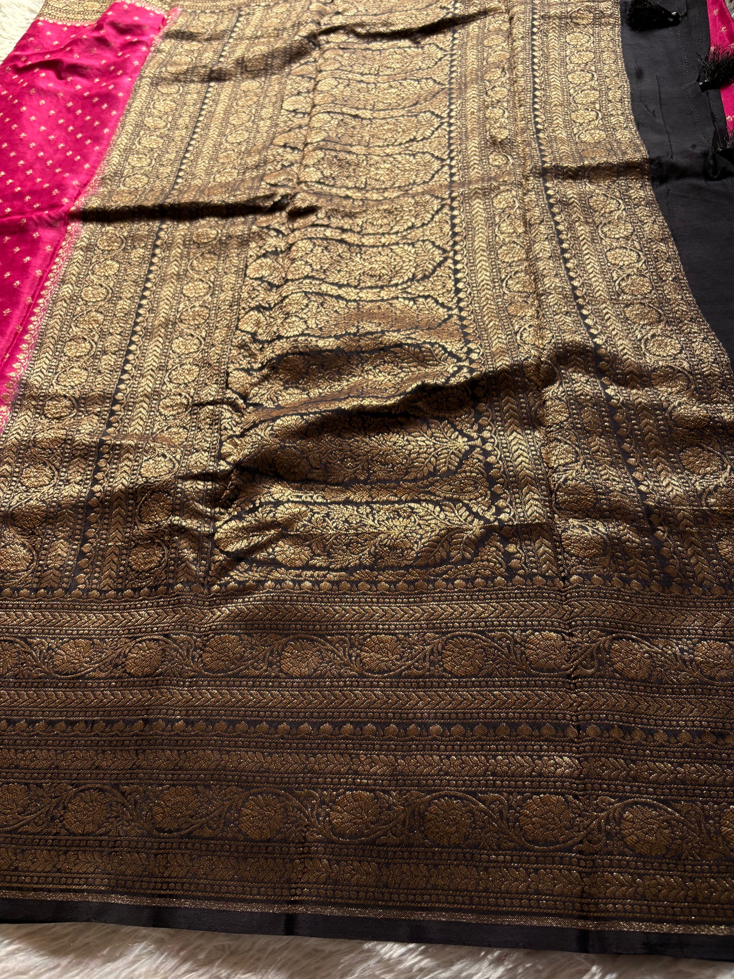 SCB04 (2D) : Rani pink-black