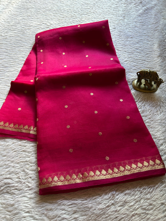 Taarini : Solid Rani pink