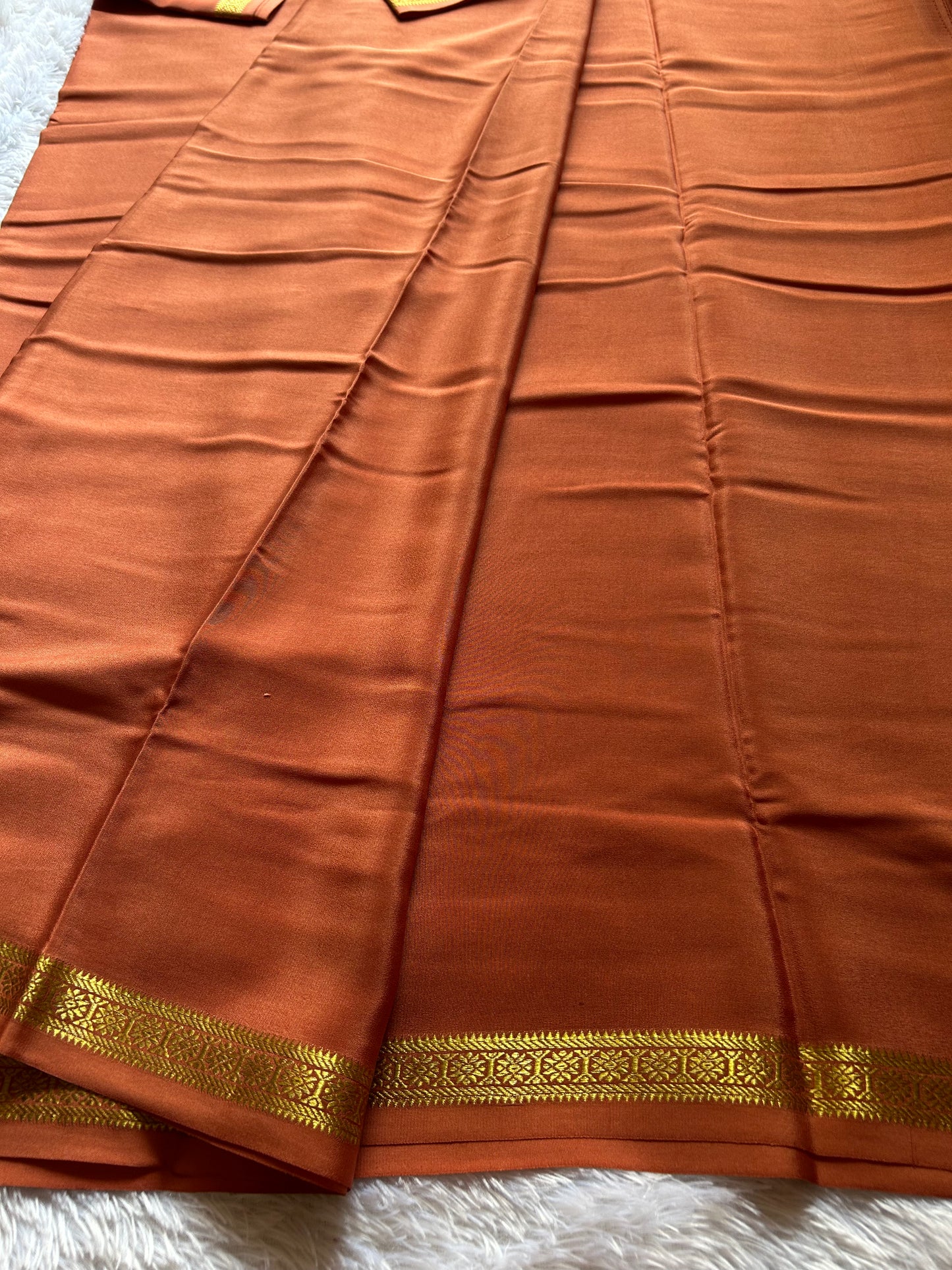 Rudrakshi : Solid Rust brown