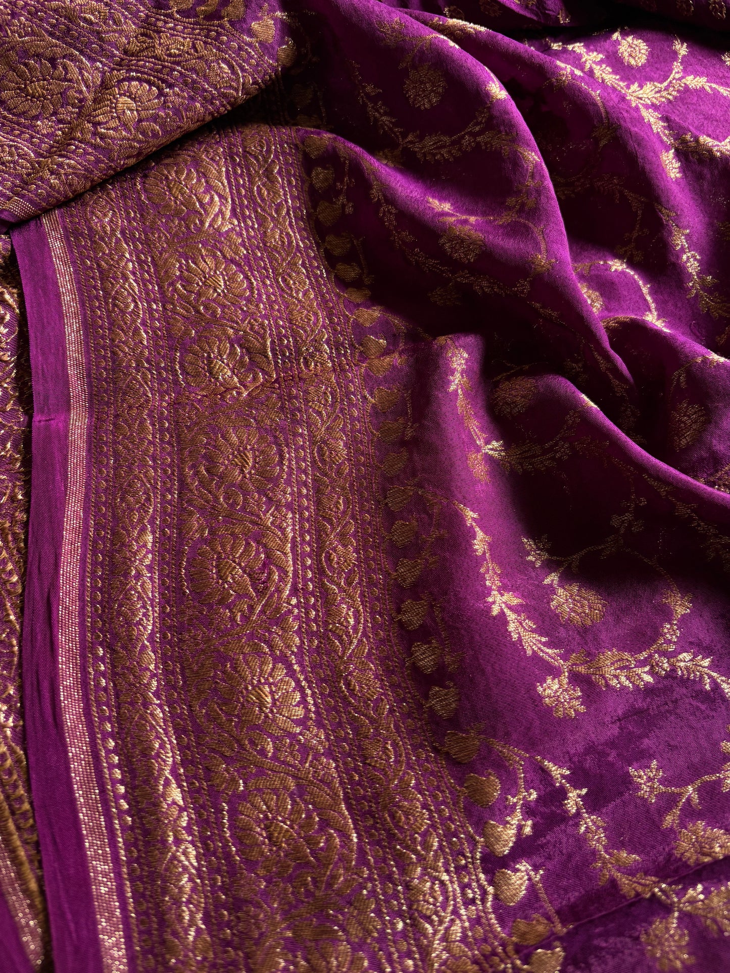 SCB06 : Solid Magenta purple