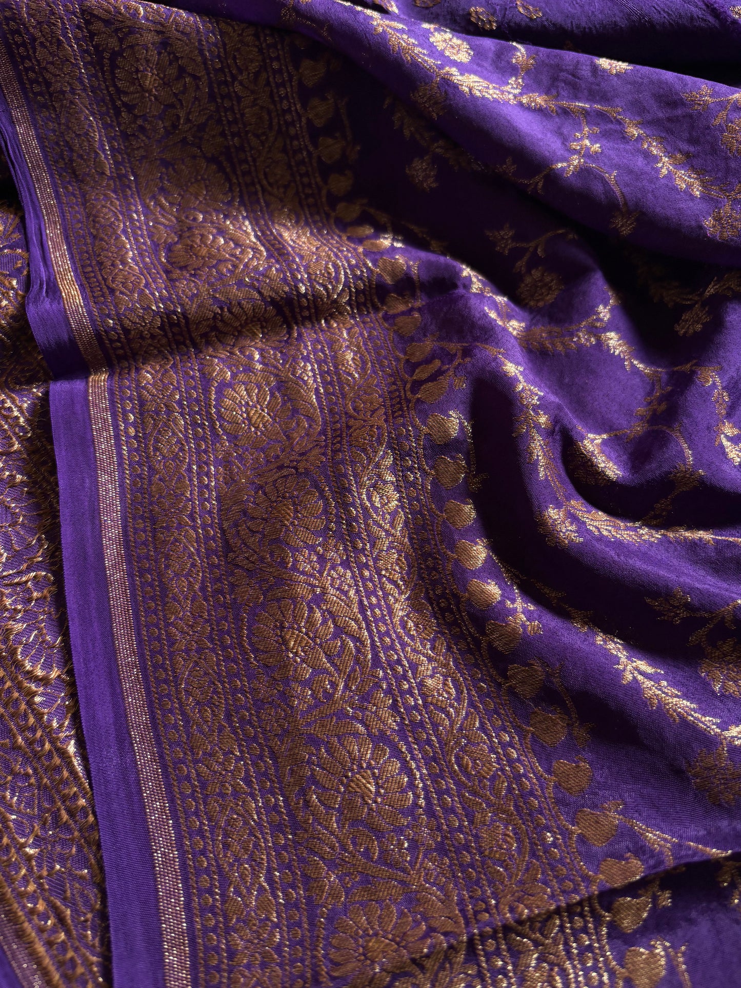 SCB06 : Solid Deep violet
