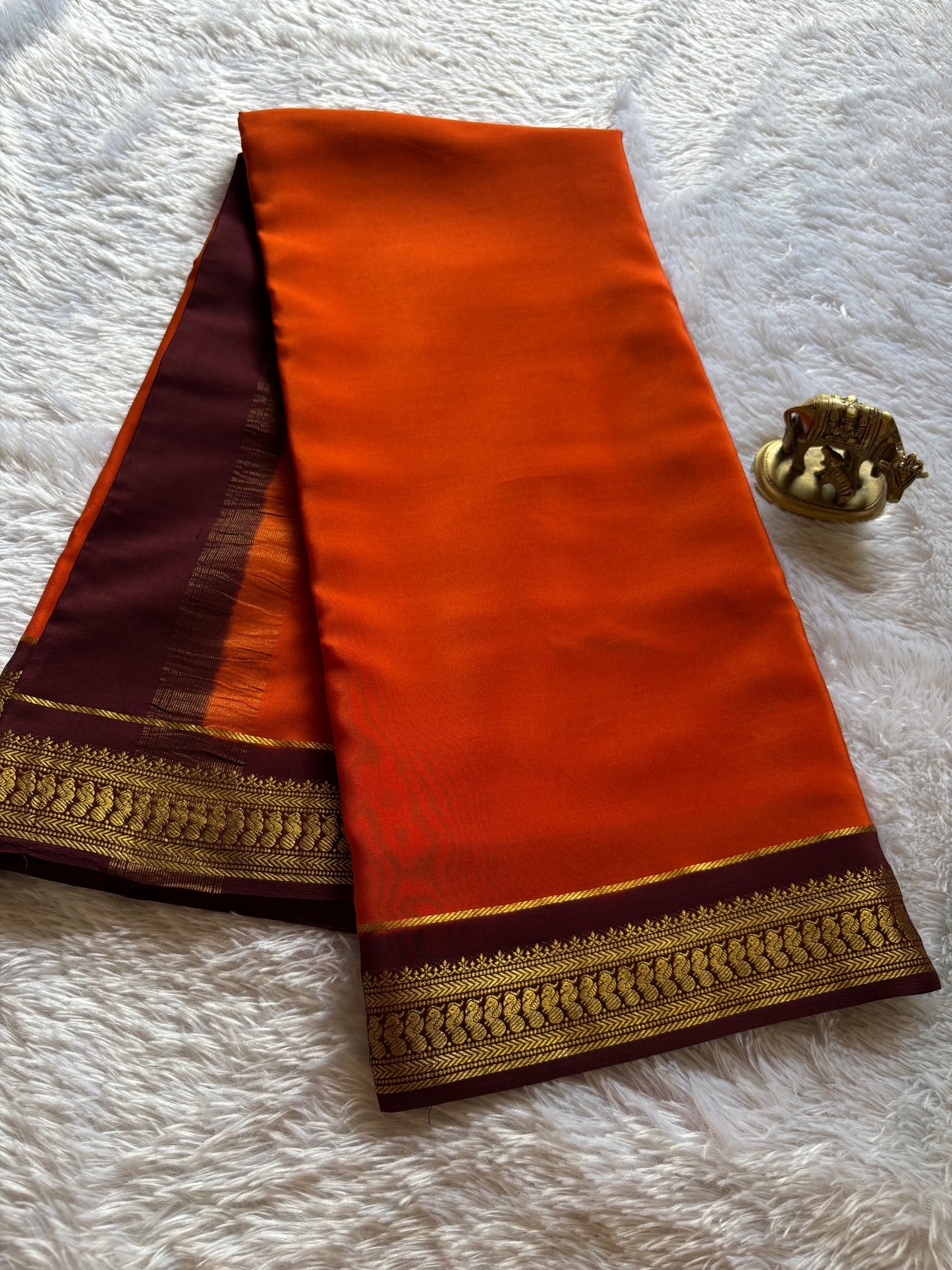 Mayuri (2D) : Orange-chocolate brown