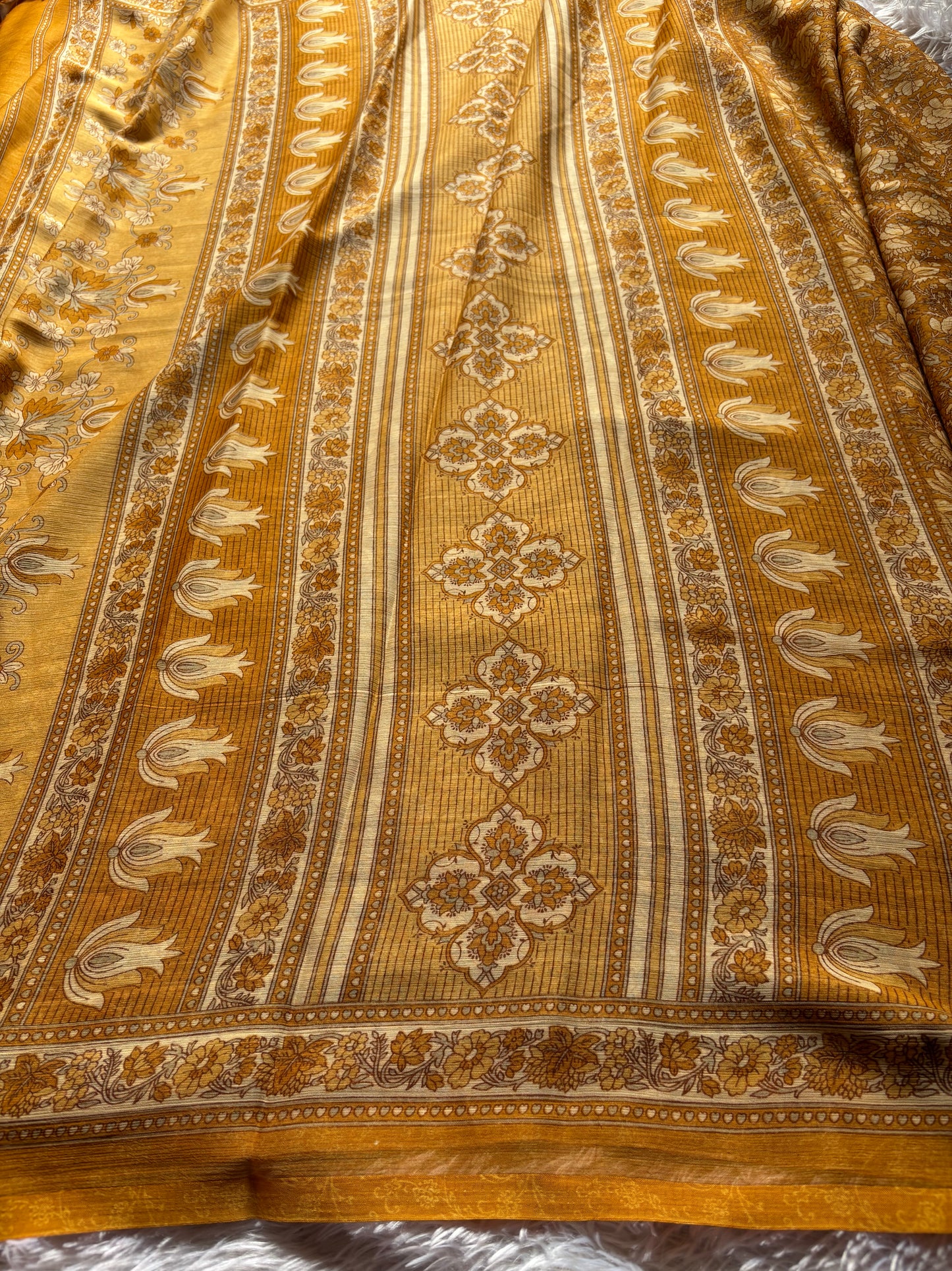 SS110 : Printed Mustard