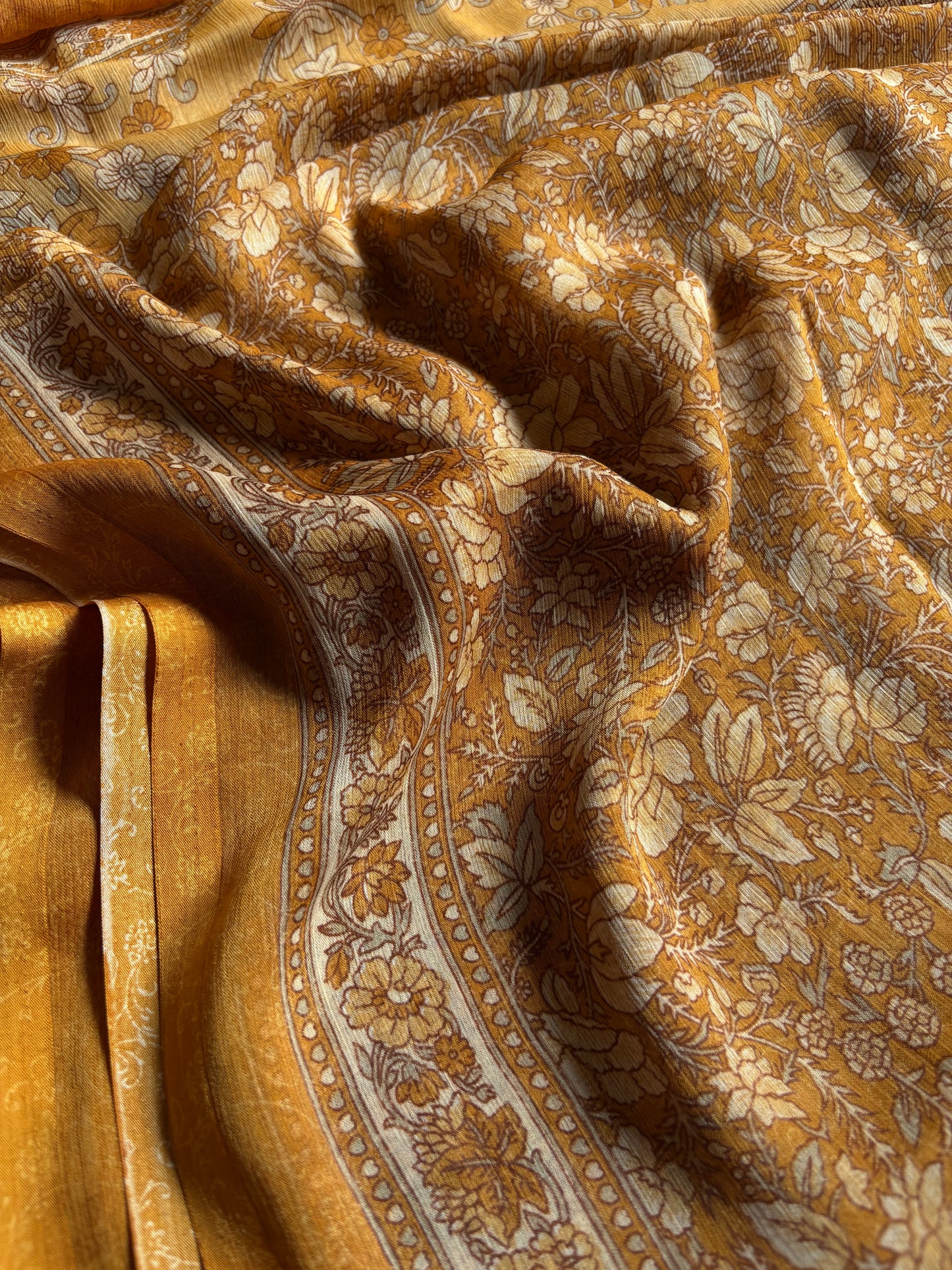 SS110 : Printed Mustard