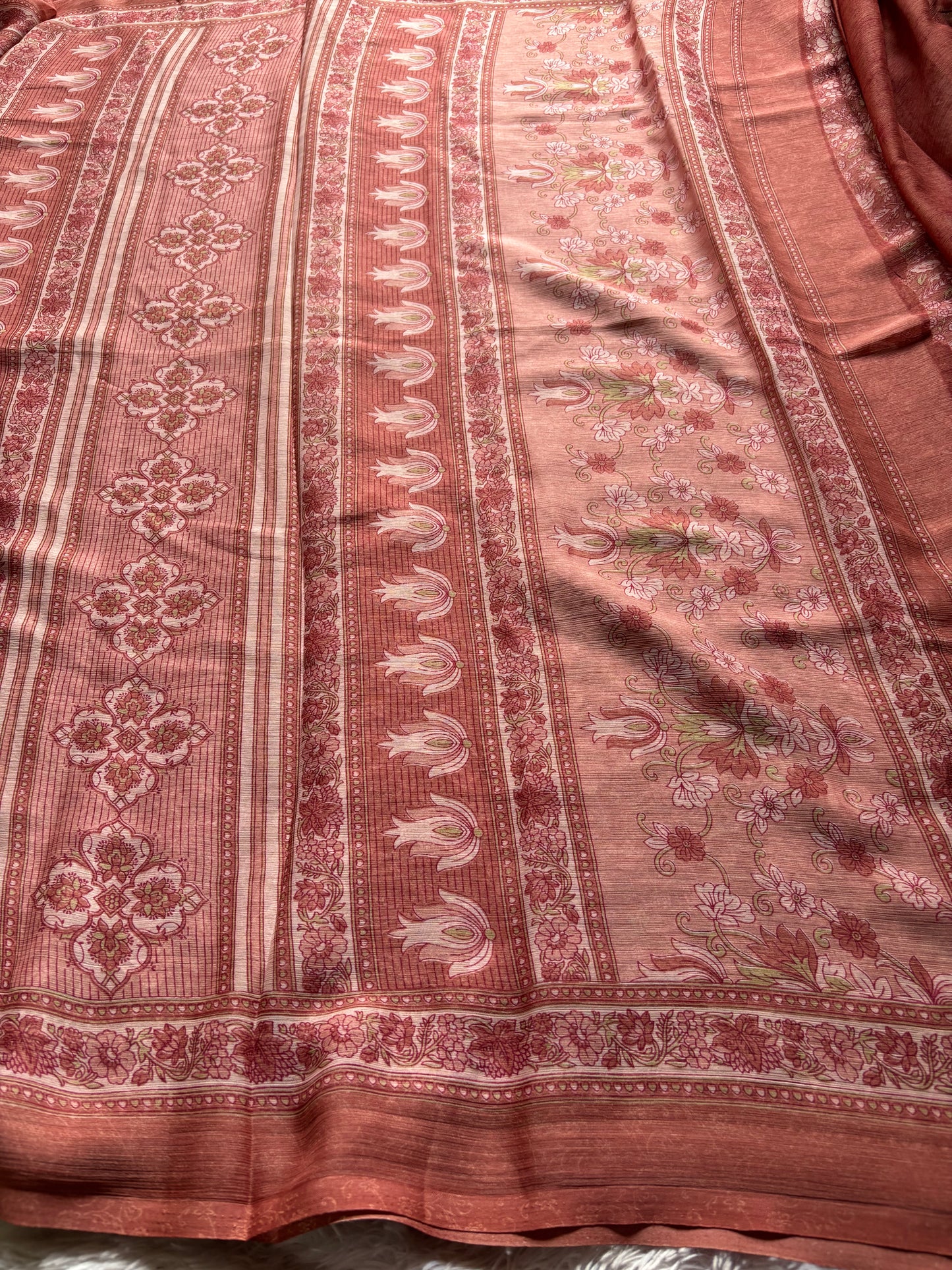 SS110 : Printed Peach