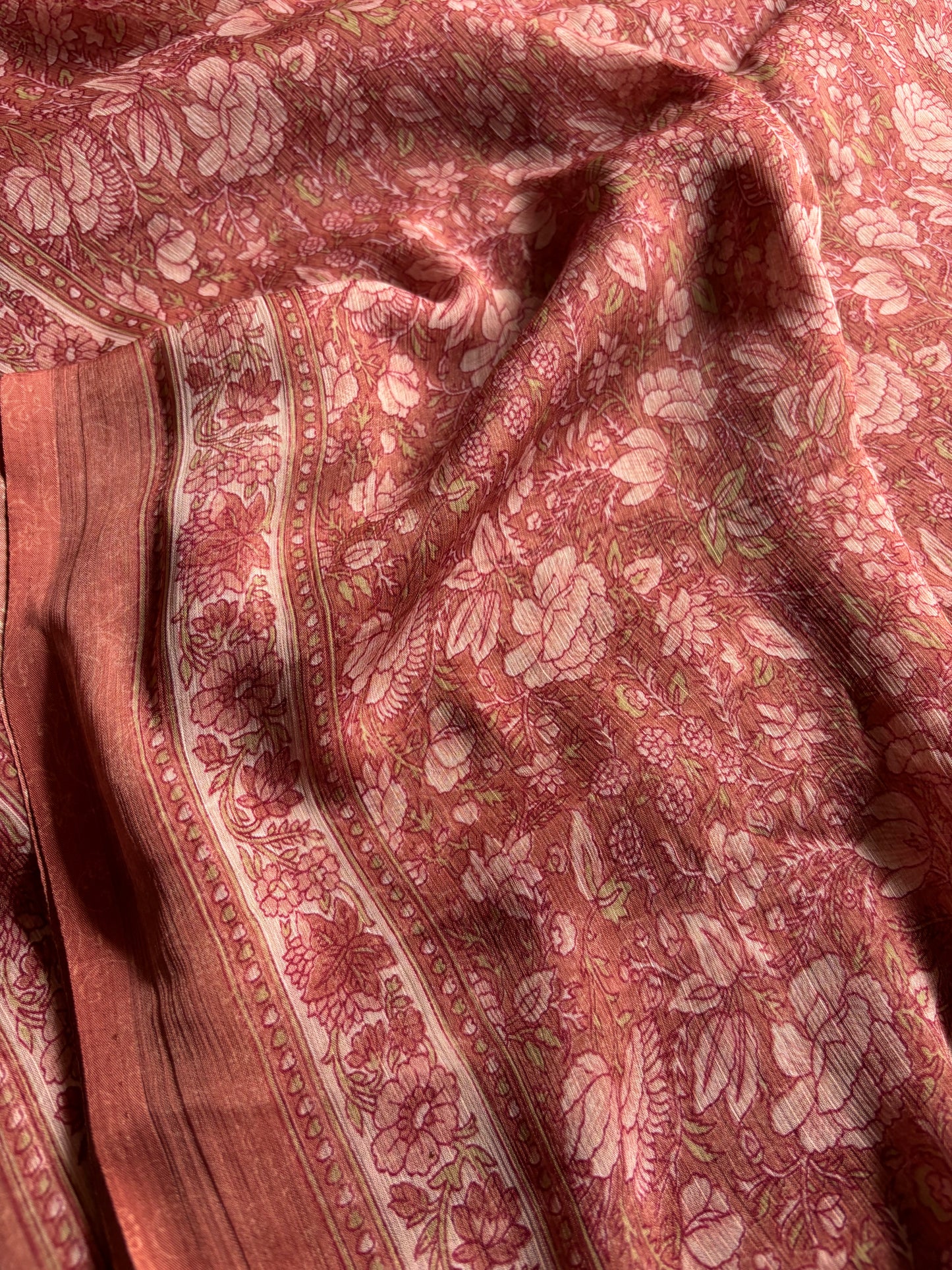 SS110 : Printed Peach