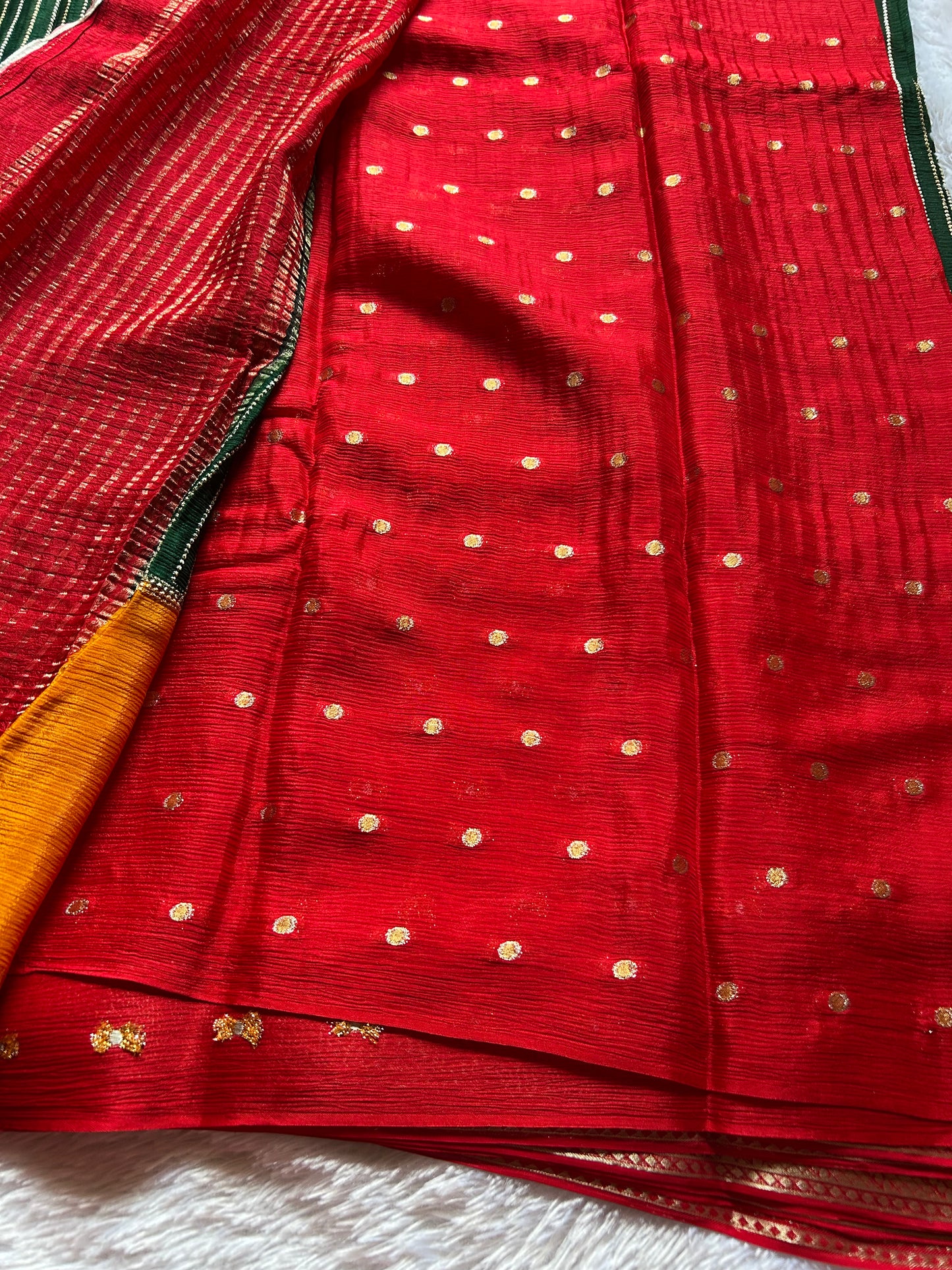 SS110 (3D) : Dark green-orange-red