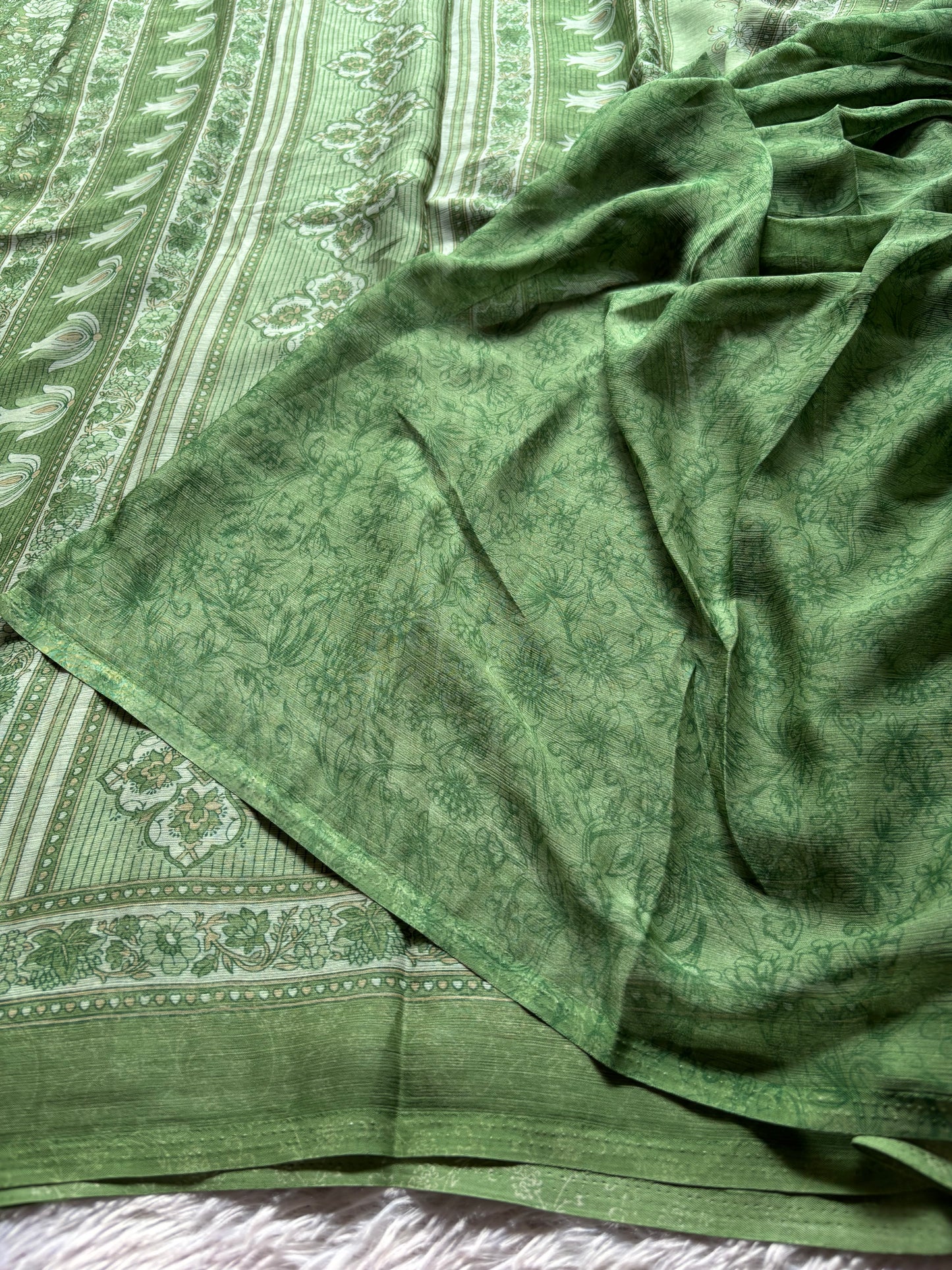 SS110 : Printed Pista green