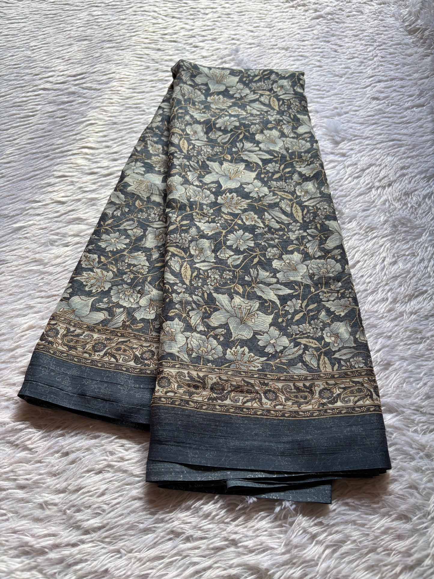 SS110 : Printed Steel grey