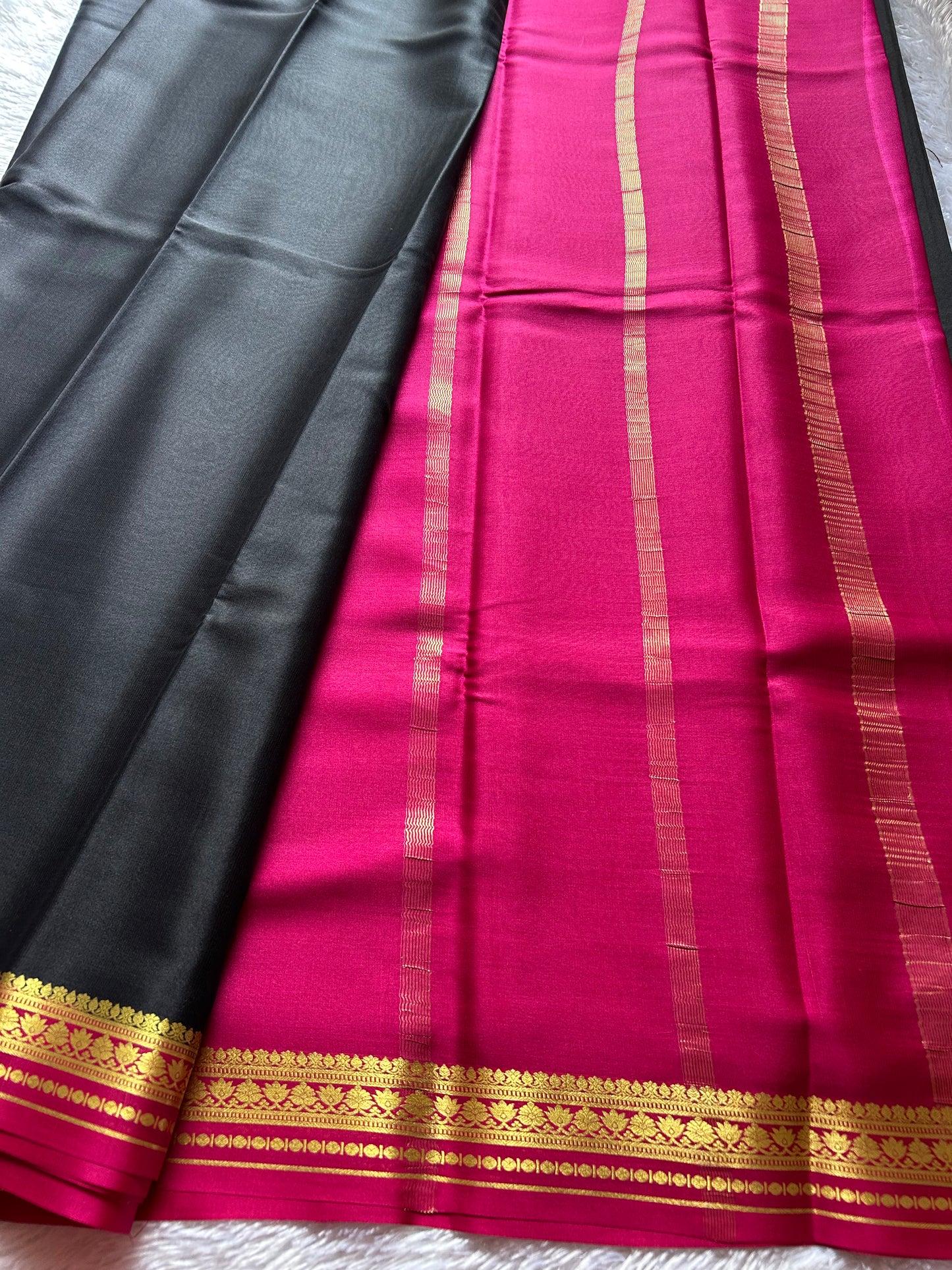 Sushmitha (2D) : Black-pink