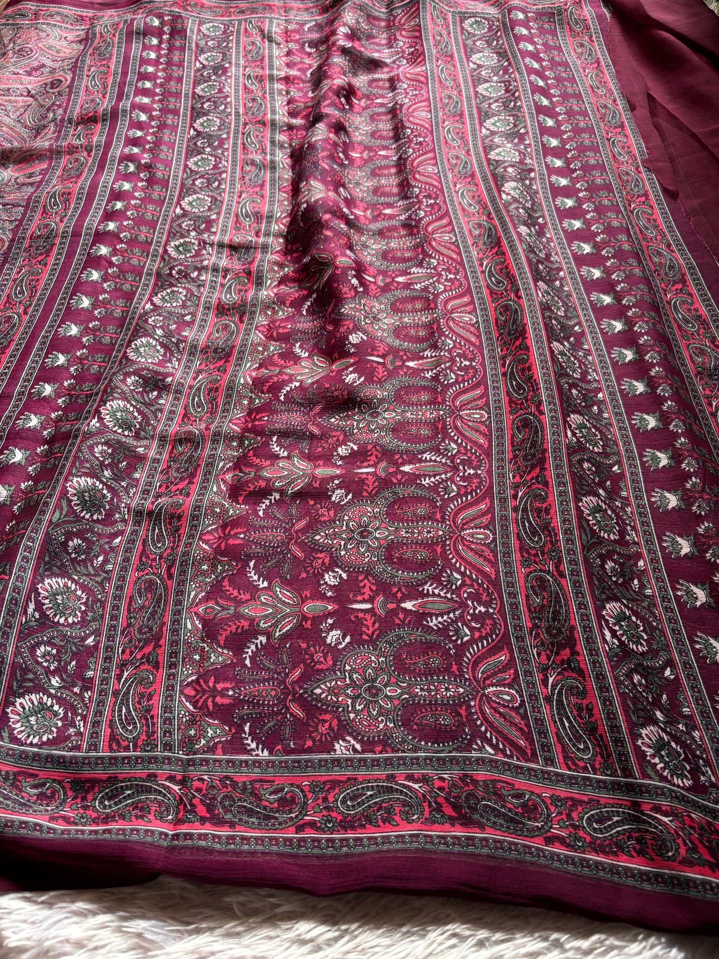 SS110 : Printed Burgundy
