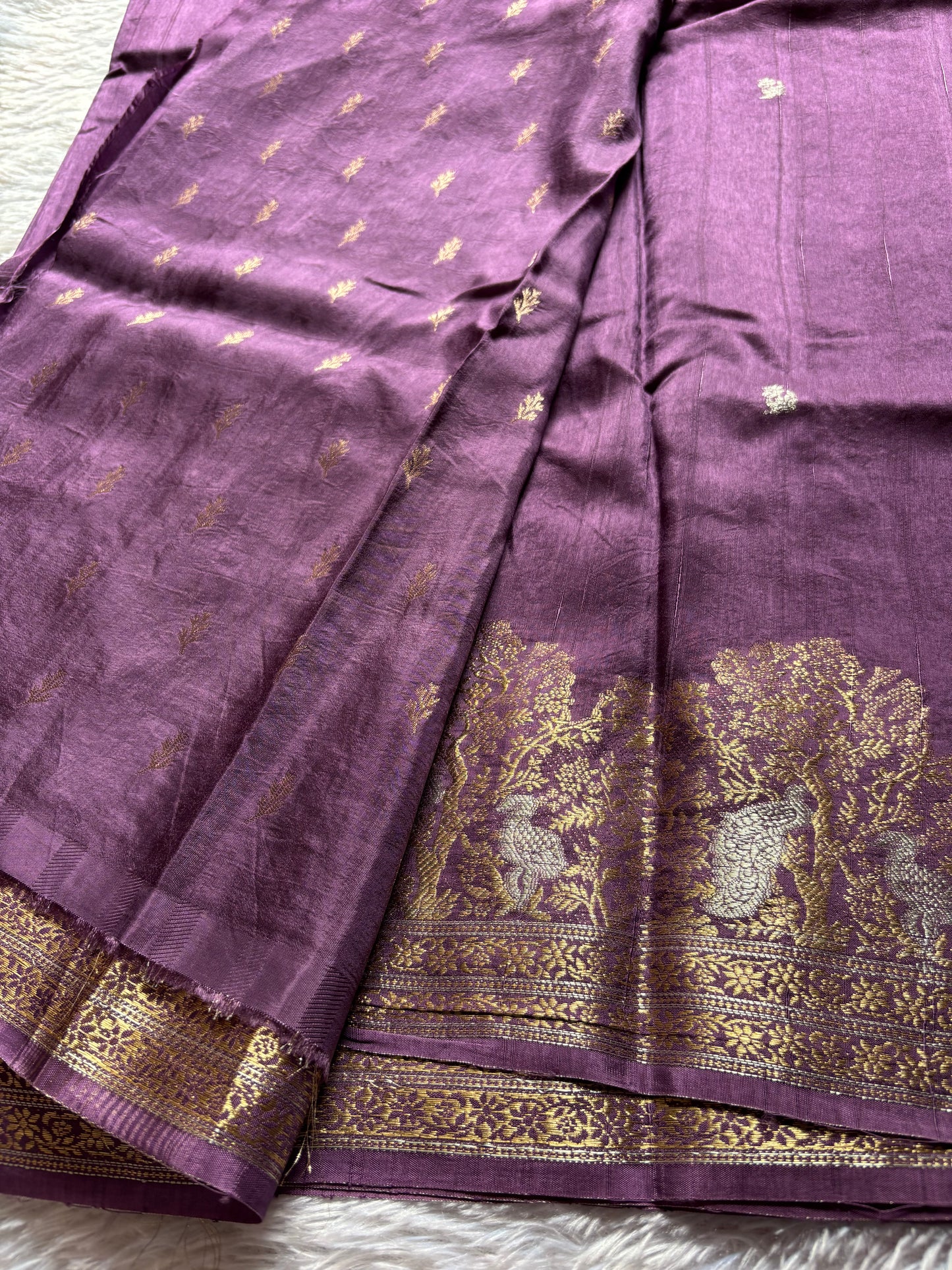 SS127 : Solid Mauve purple