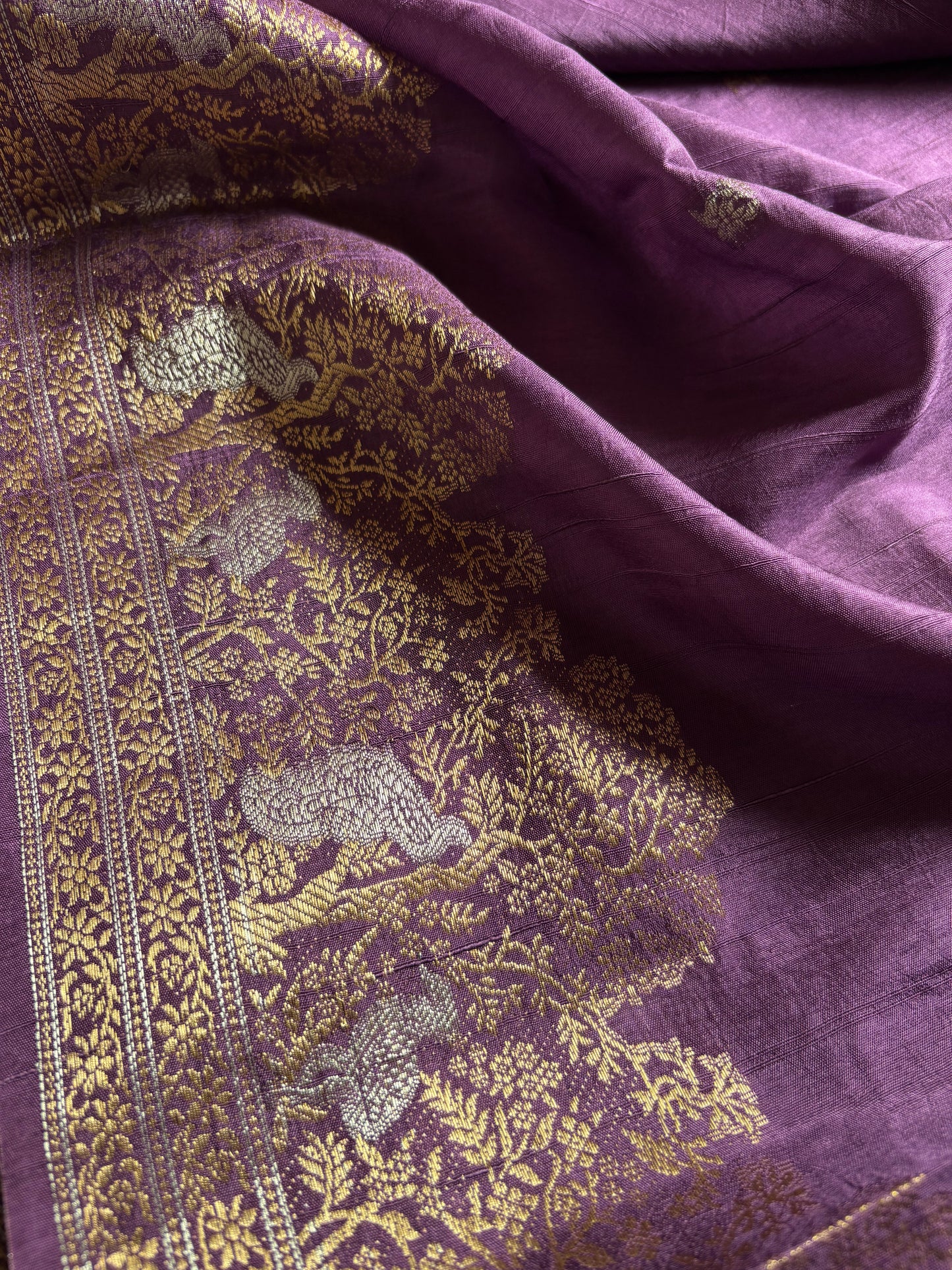 SS127 : Solid Mauve purple