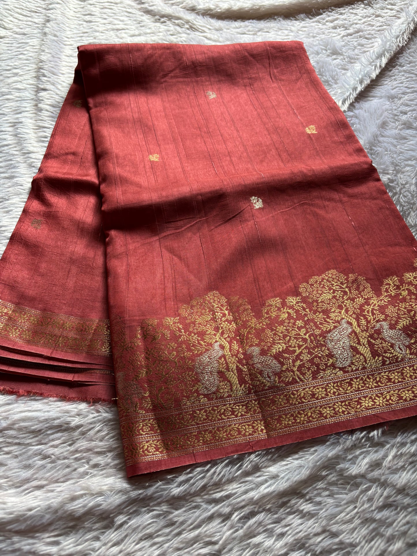 SS127 : Solid Brick red