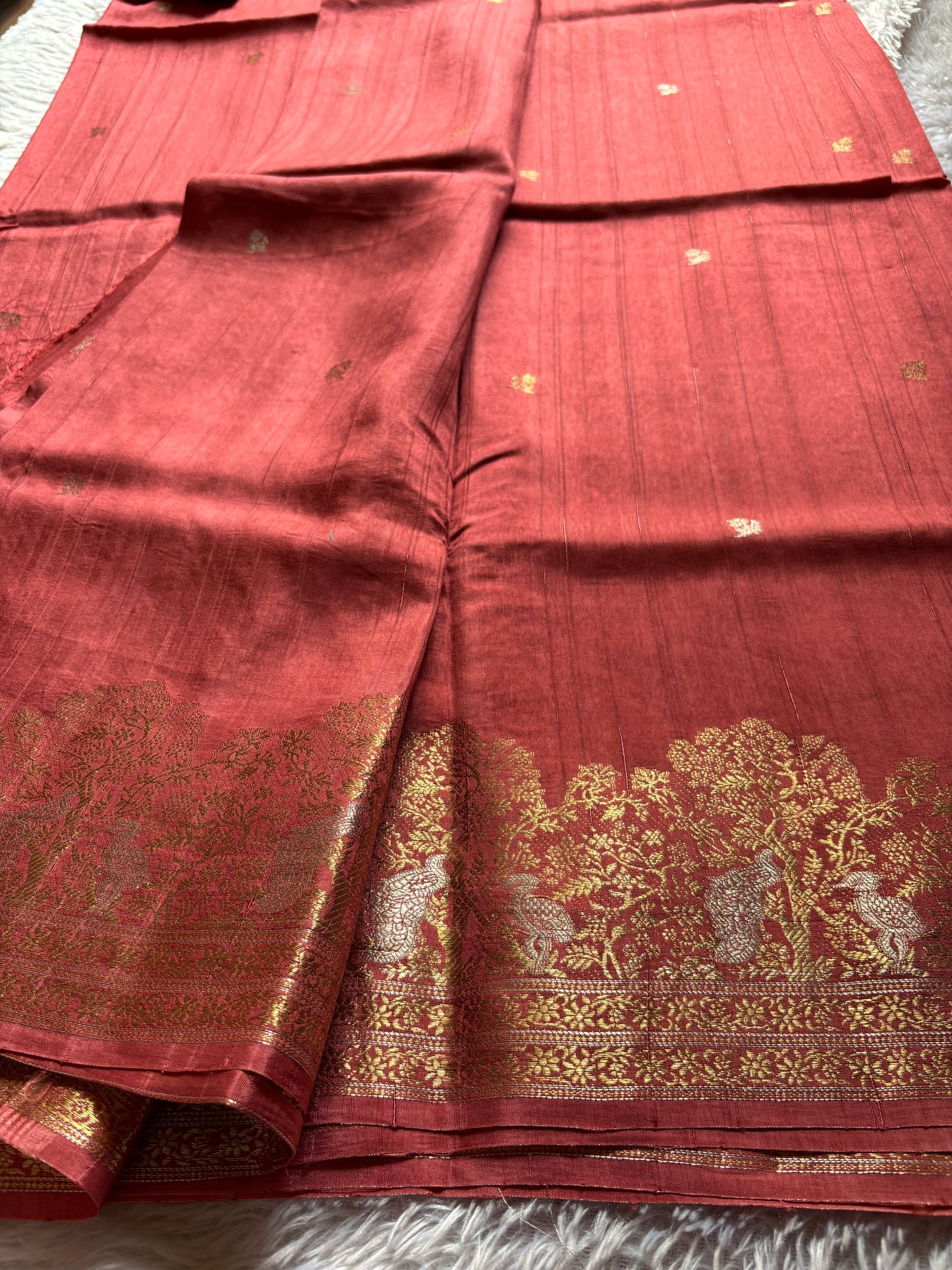 SS127 : Solid Brick red