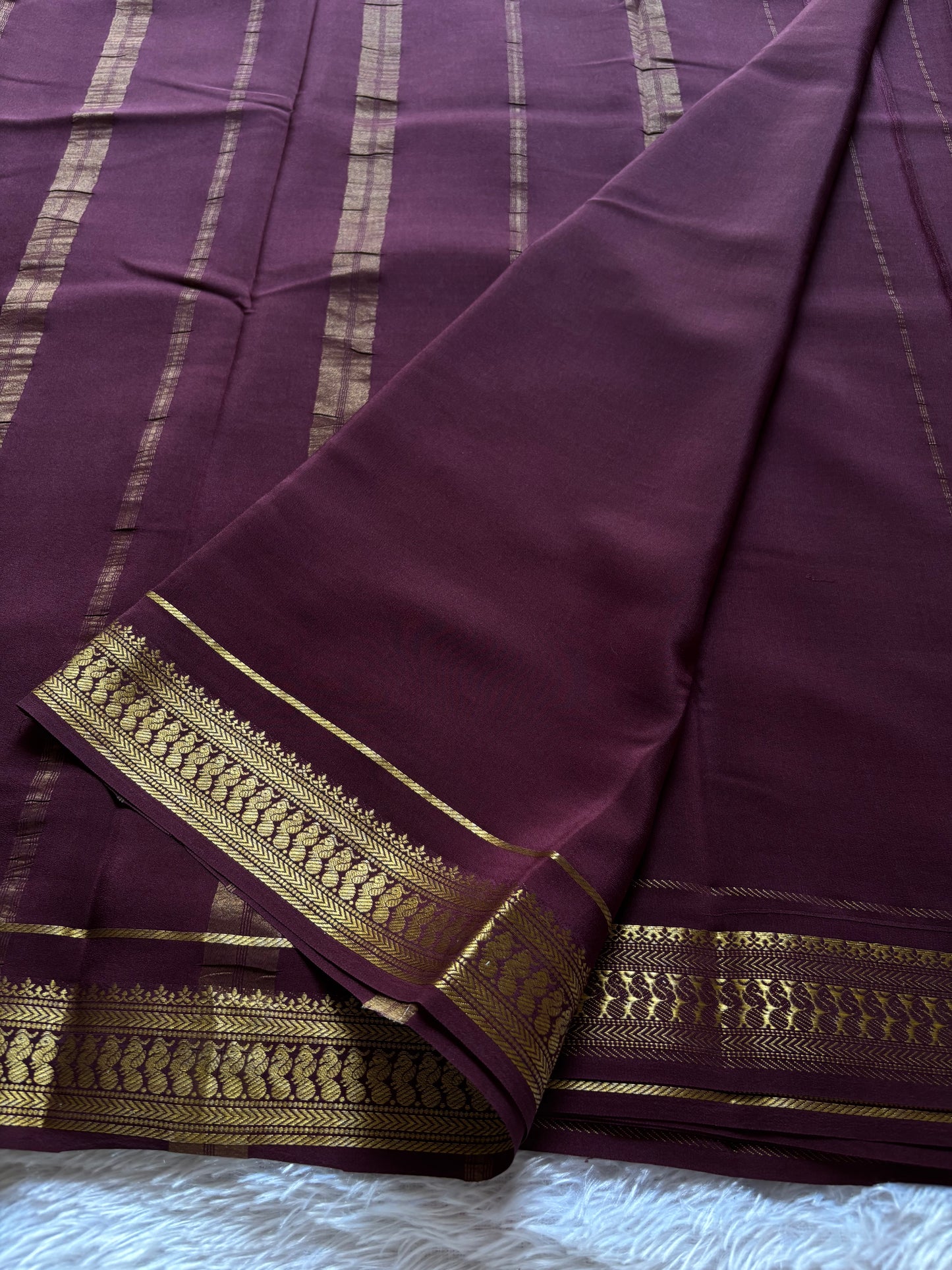 Mayuri : Solid Dark plum