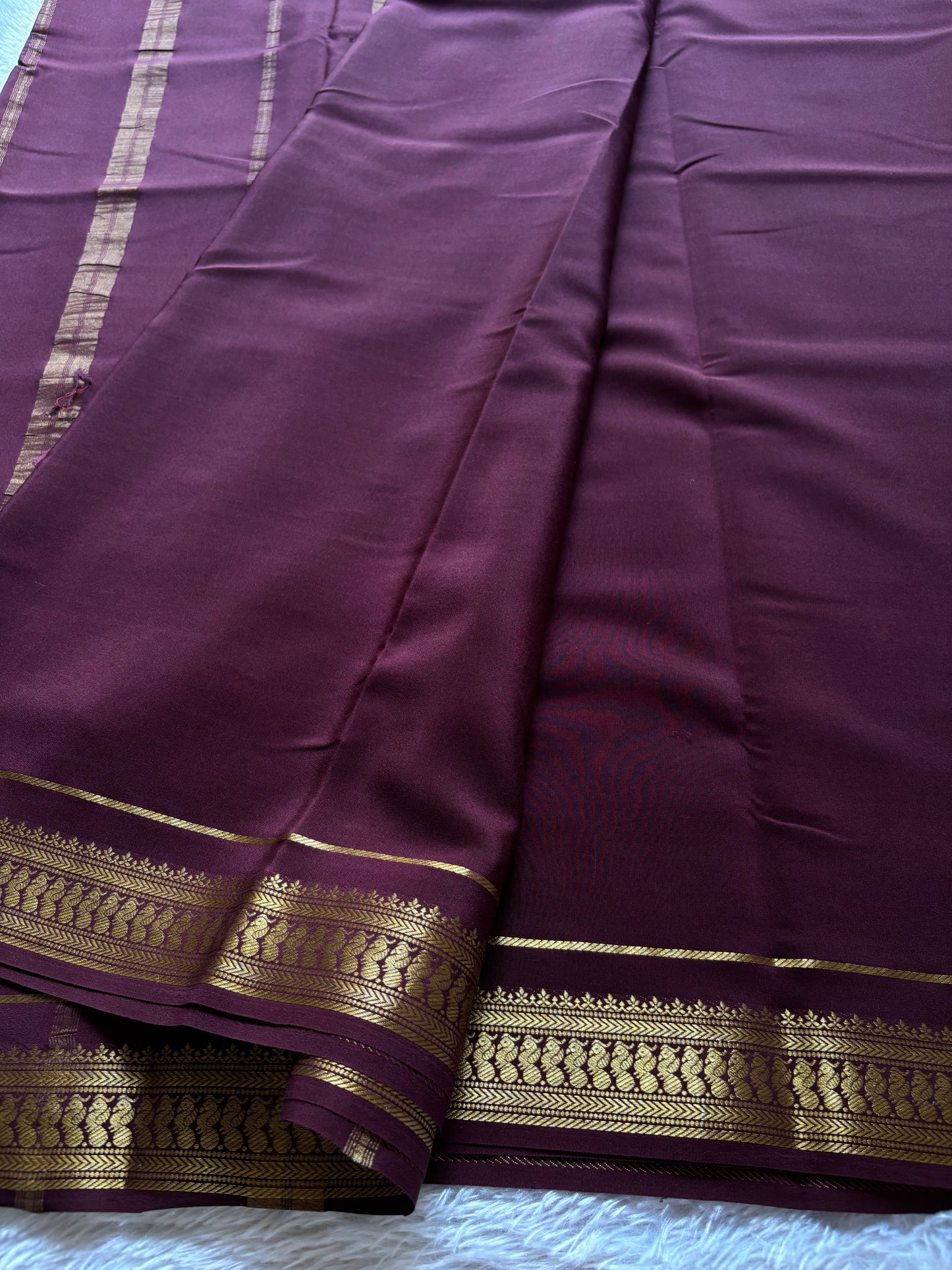 Mayuri : Solid Dark plum