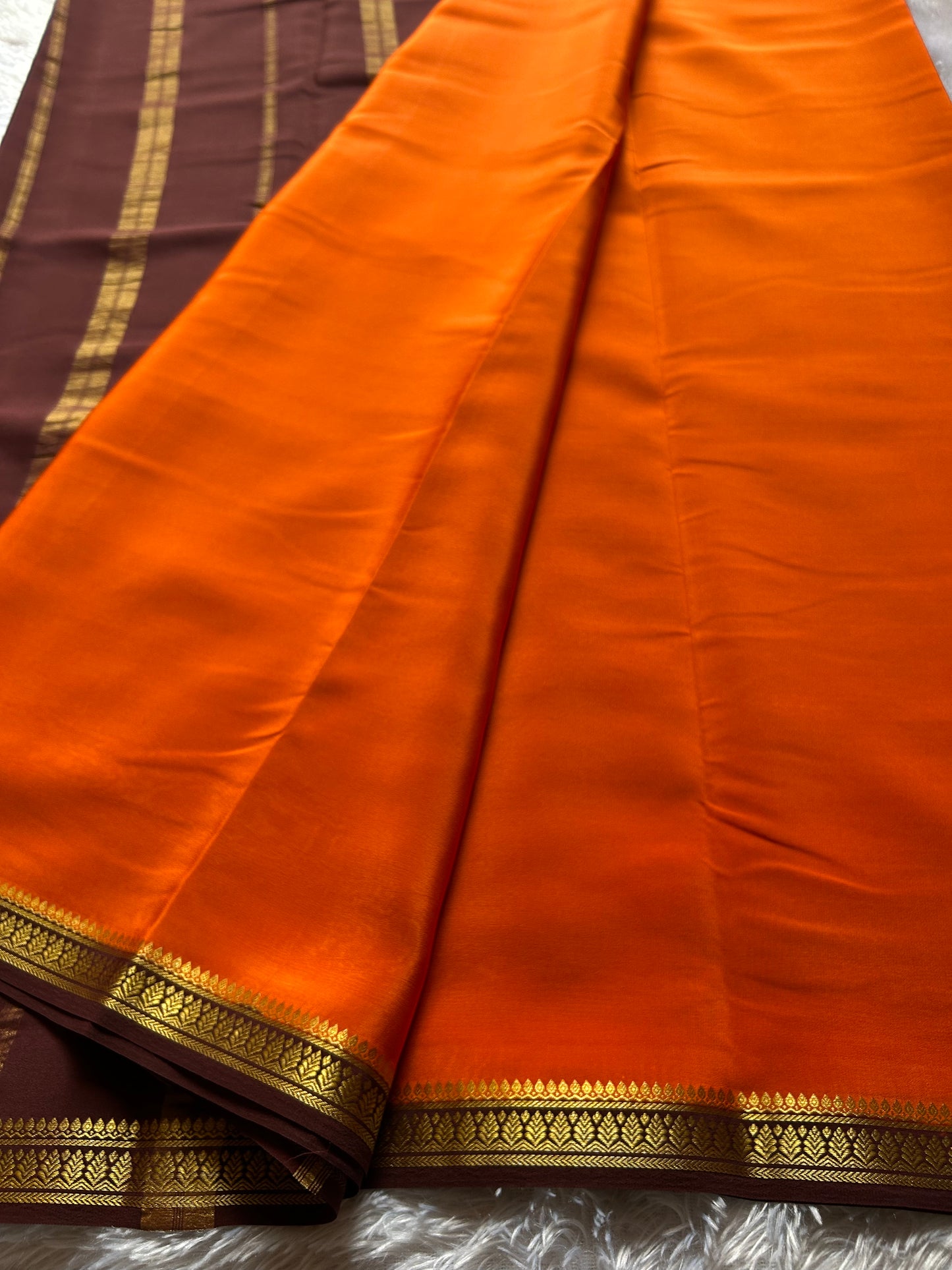 Jyothi (2D) : Orange-chocolate brown