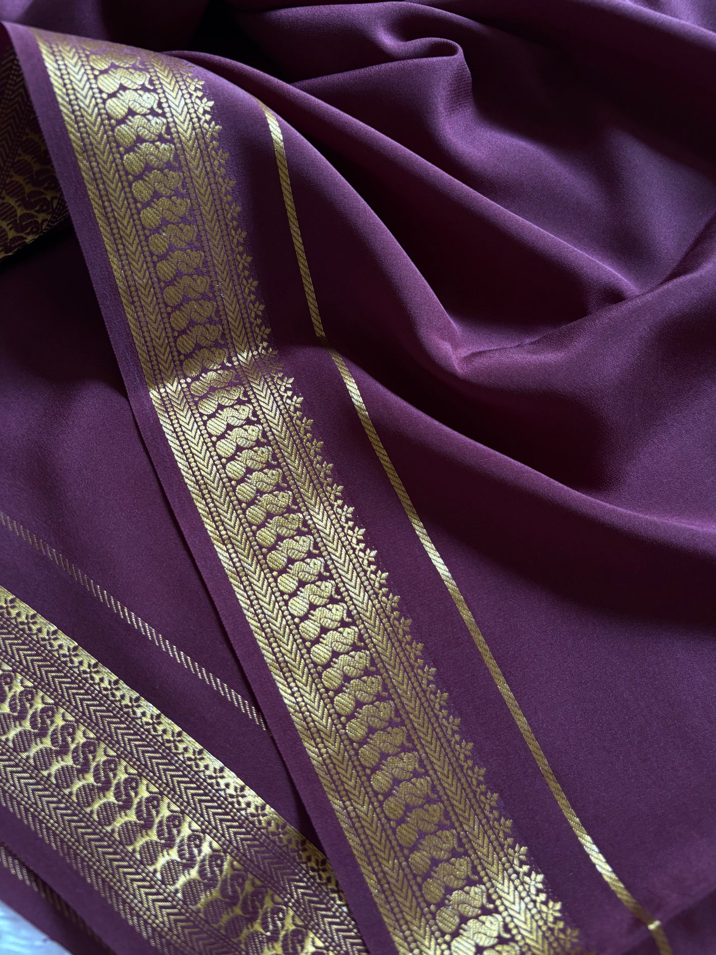 Mayuri : Solid Dark plum