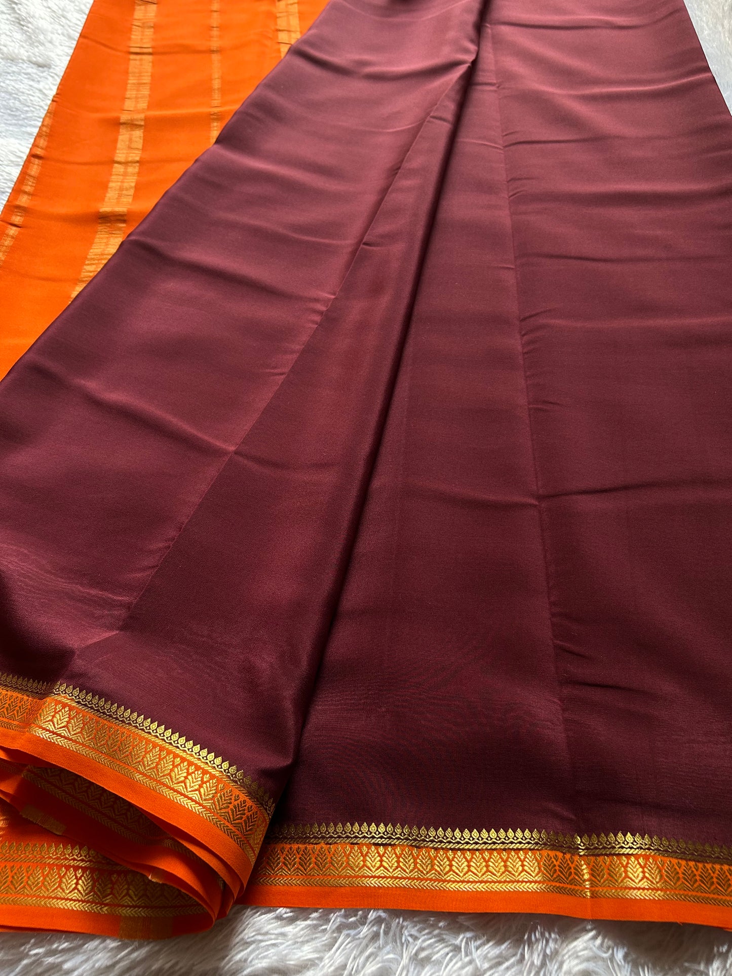 Jyothi (2D) : Chocolate brown-orange
