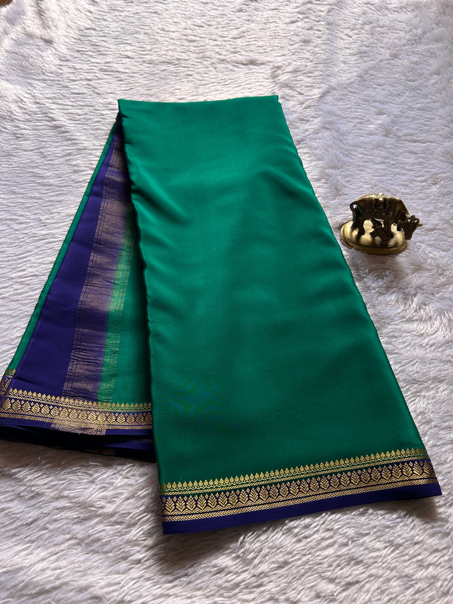 Jyothi(2D) : Rama green-navy blue