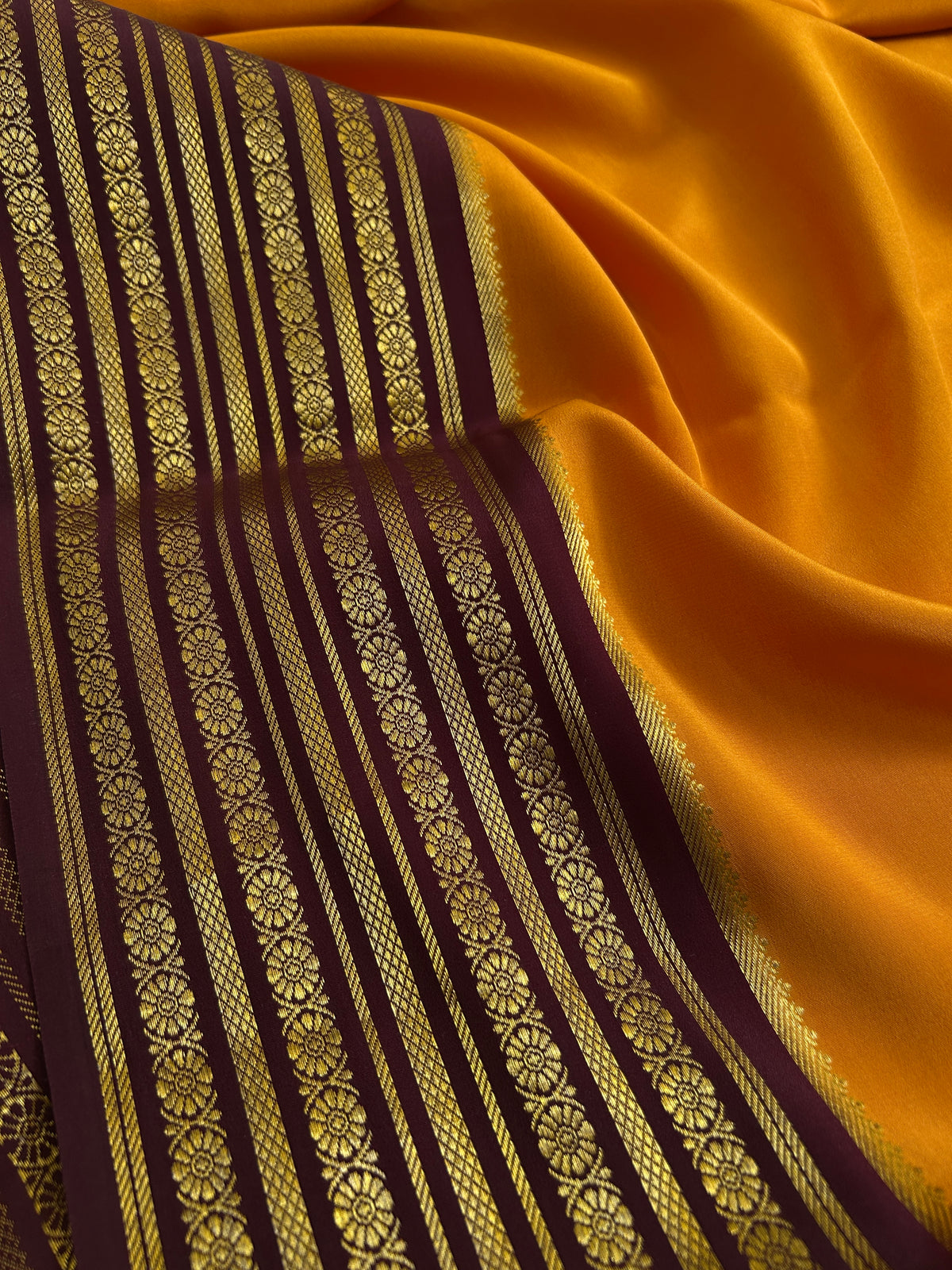Parimala (2D) : Golden yellow-chocolate brown