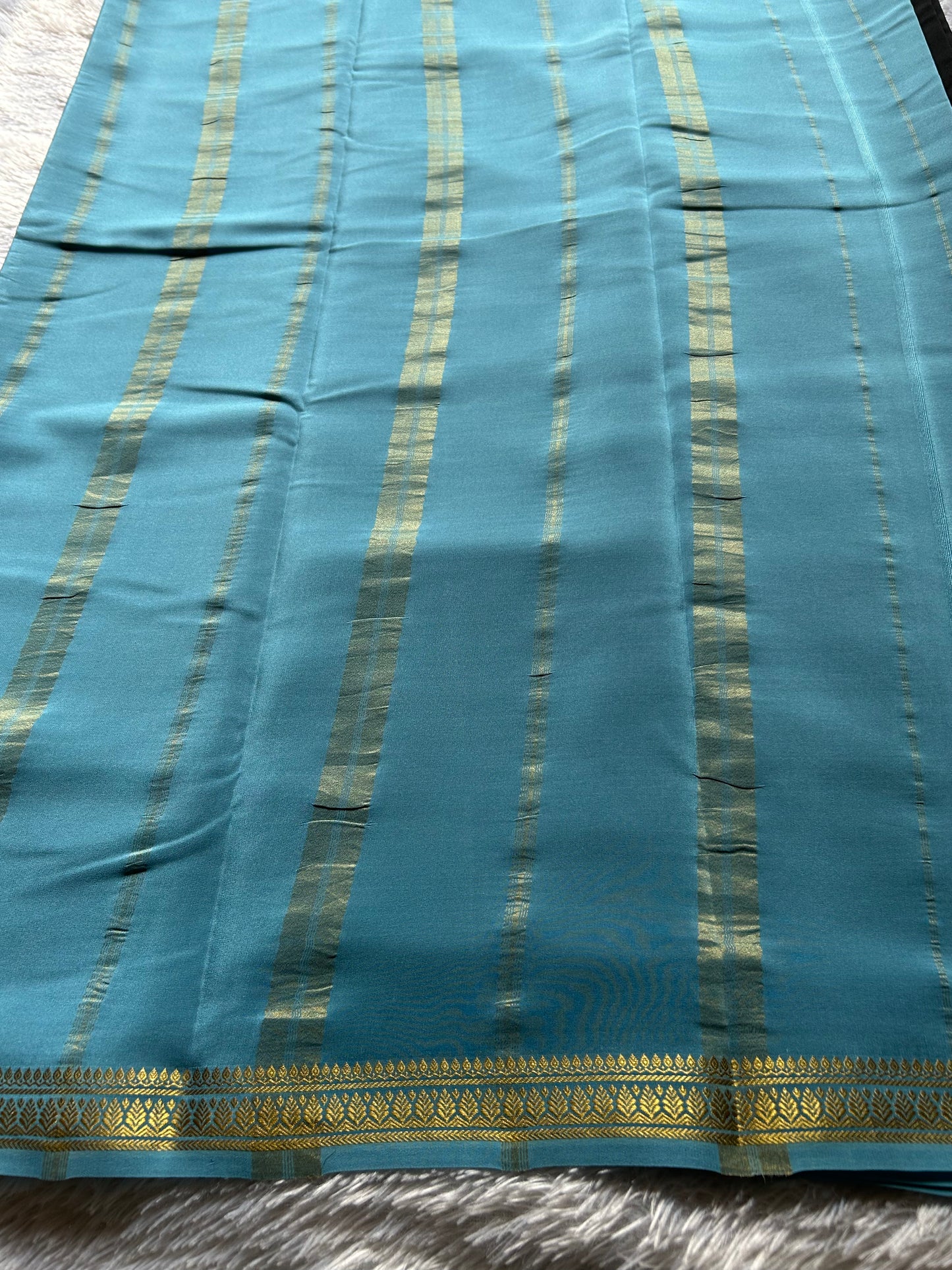 Jyothi (2D) : Black-light blue