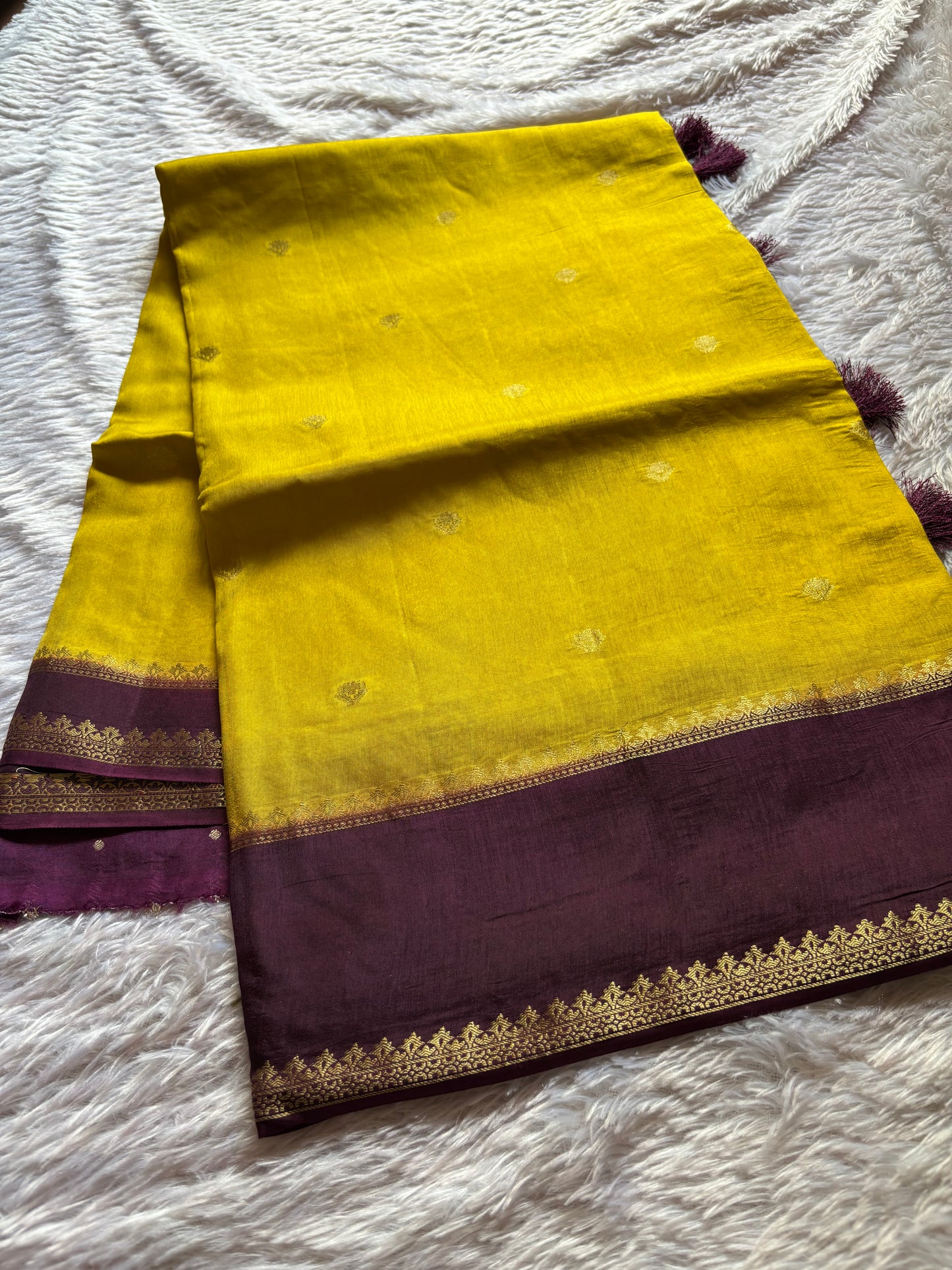 SS104 (2D) : Olive-deep wine