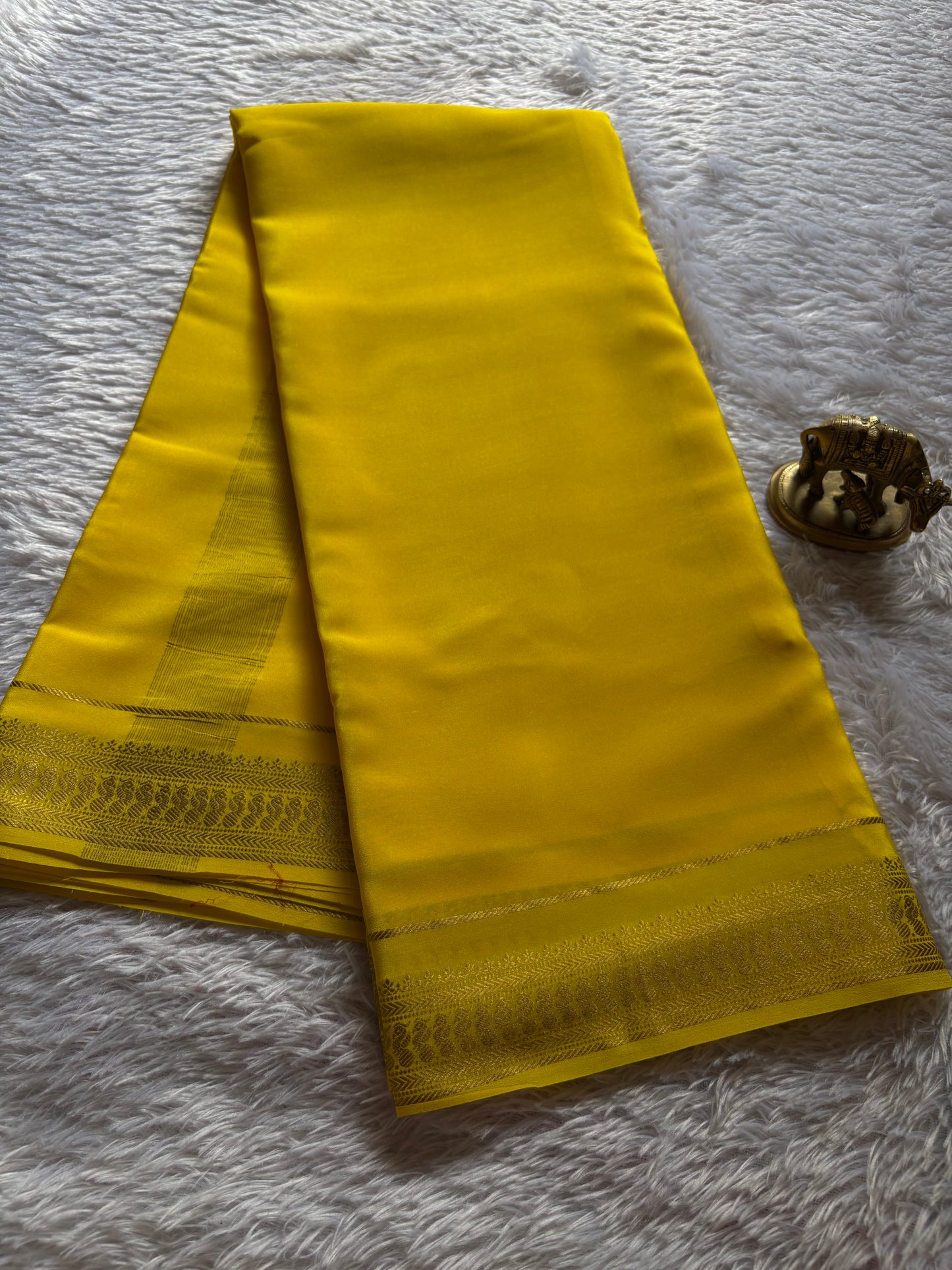 Mayuri : Solid Lemon yellow