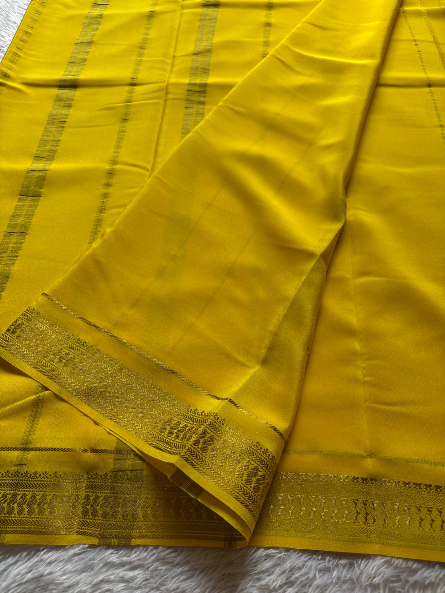 Mayuri : Solid Lemon yellow