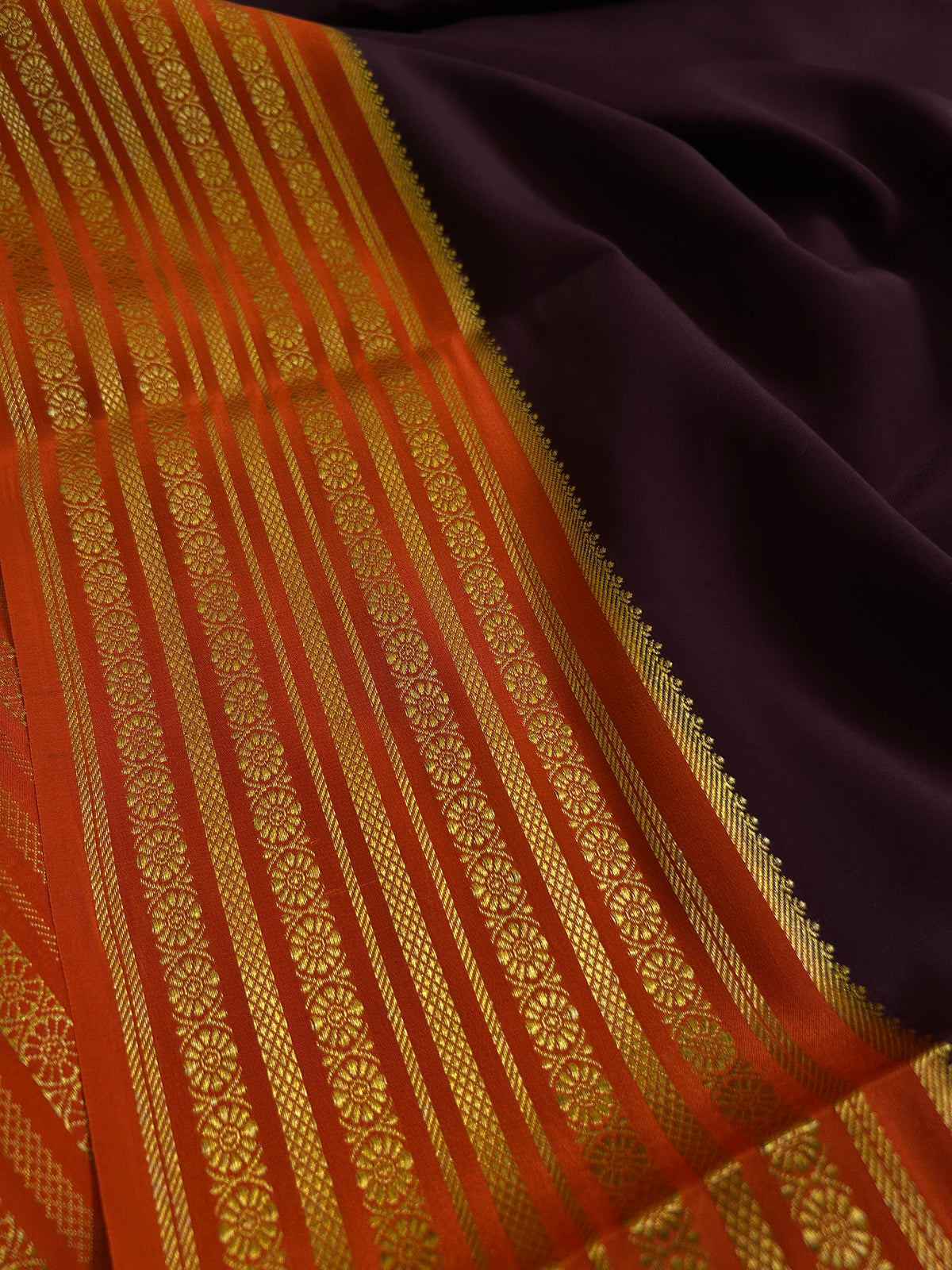 Parimala (2D) : Chocolate brown-orange