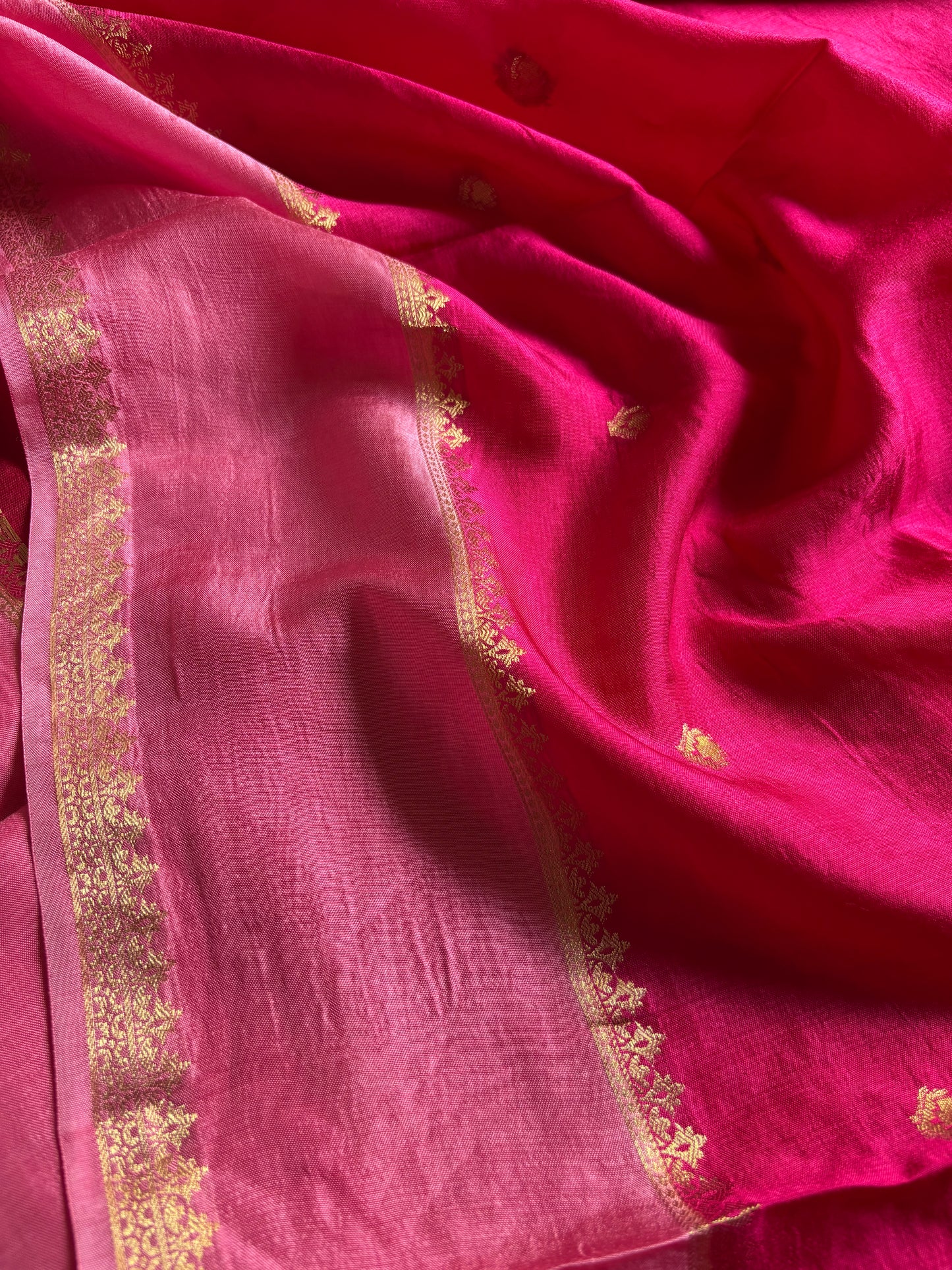 SS104 (2D) : Rani pink-baby pink