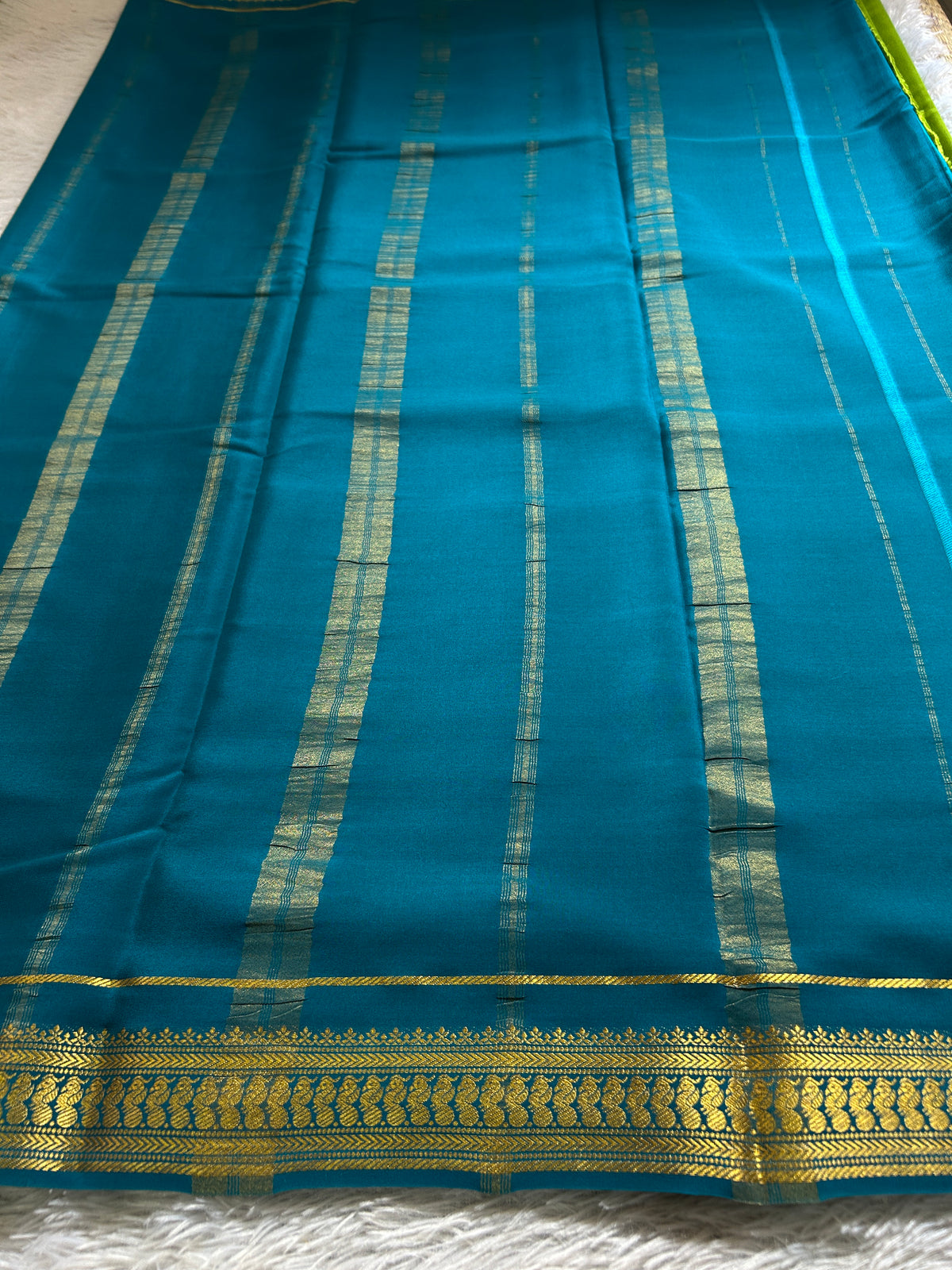 Mayuri (2D) : Mehendi green-ananda blue