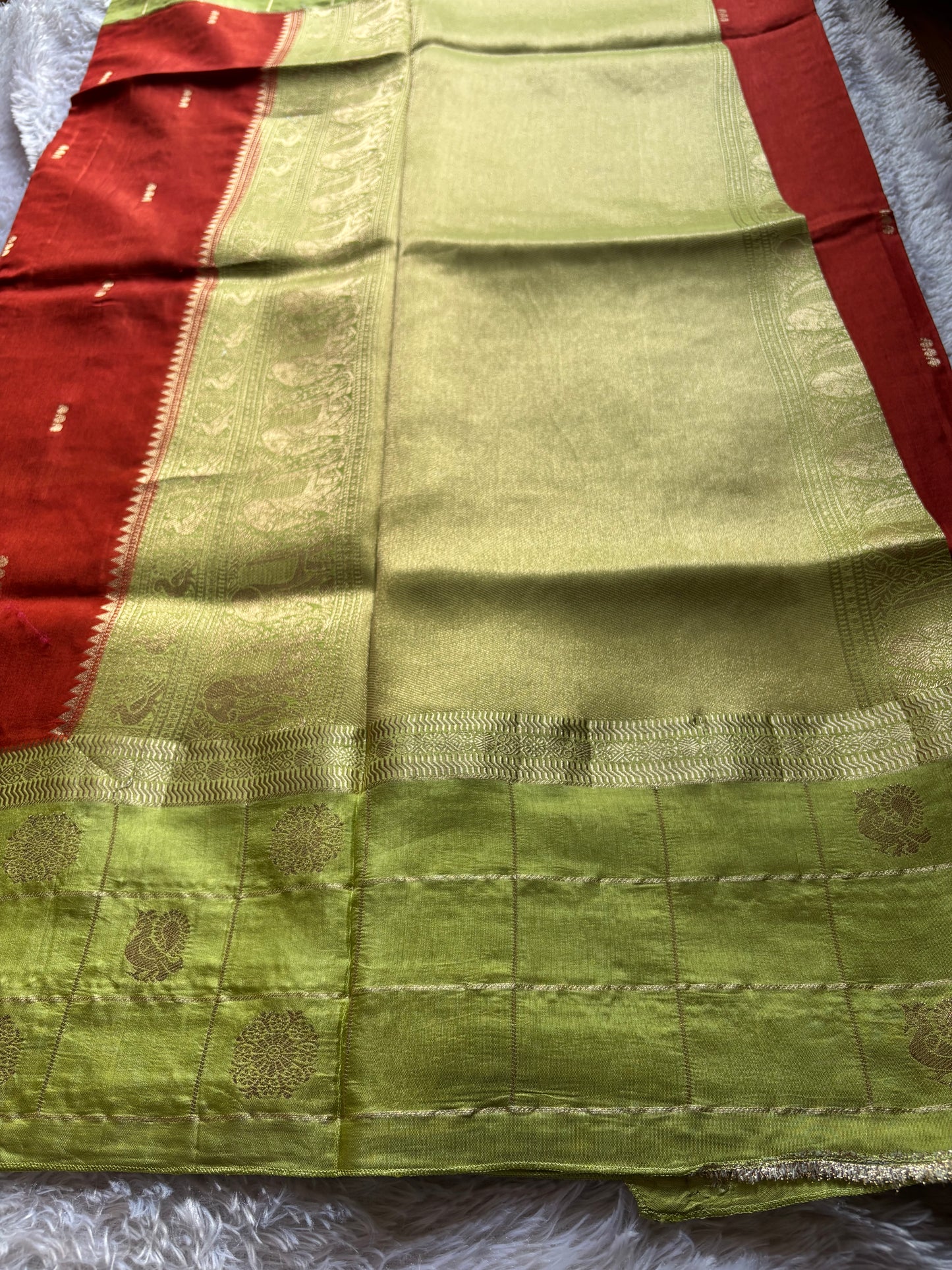 SS128 (2D) : Dark orange-pista green