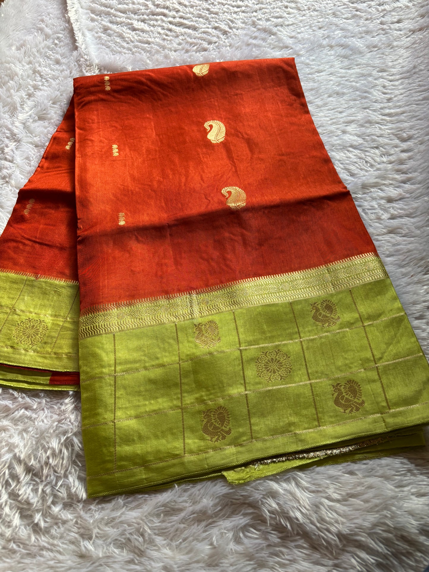 SS128 (2D) : Dark orange-pista green