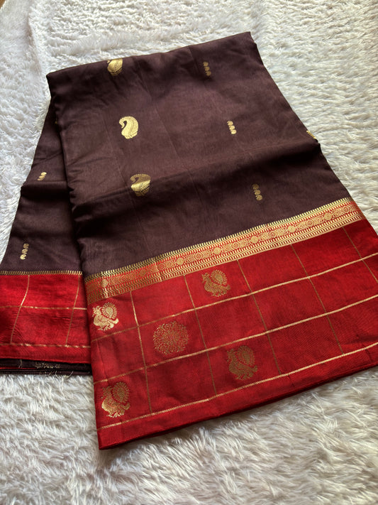 SS128 (2D) : Chocolate brown-red