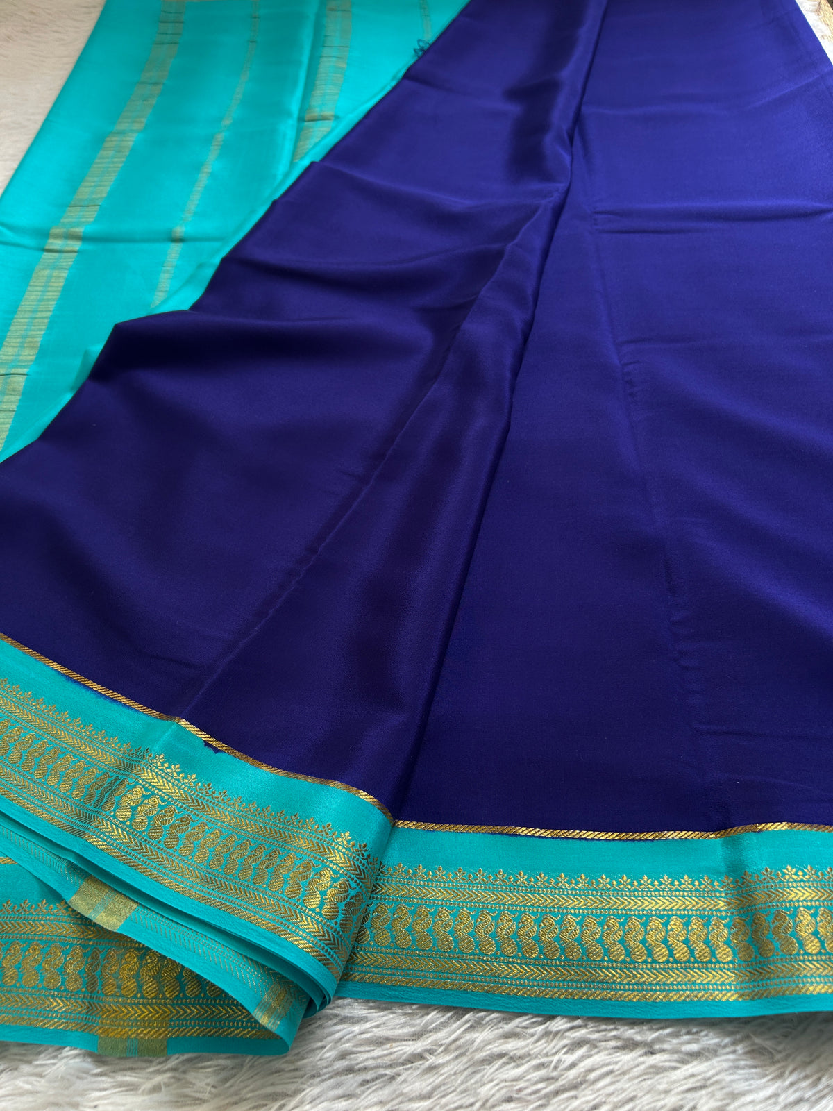 Mayuri (2D) : Dark blue-sea blue
