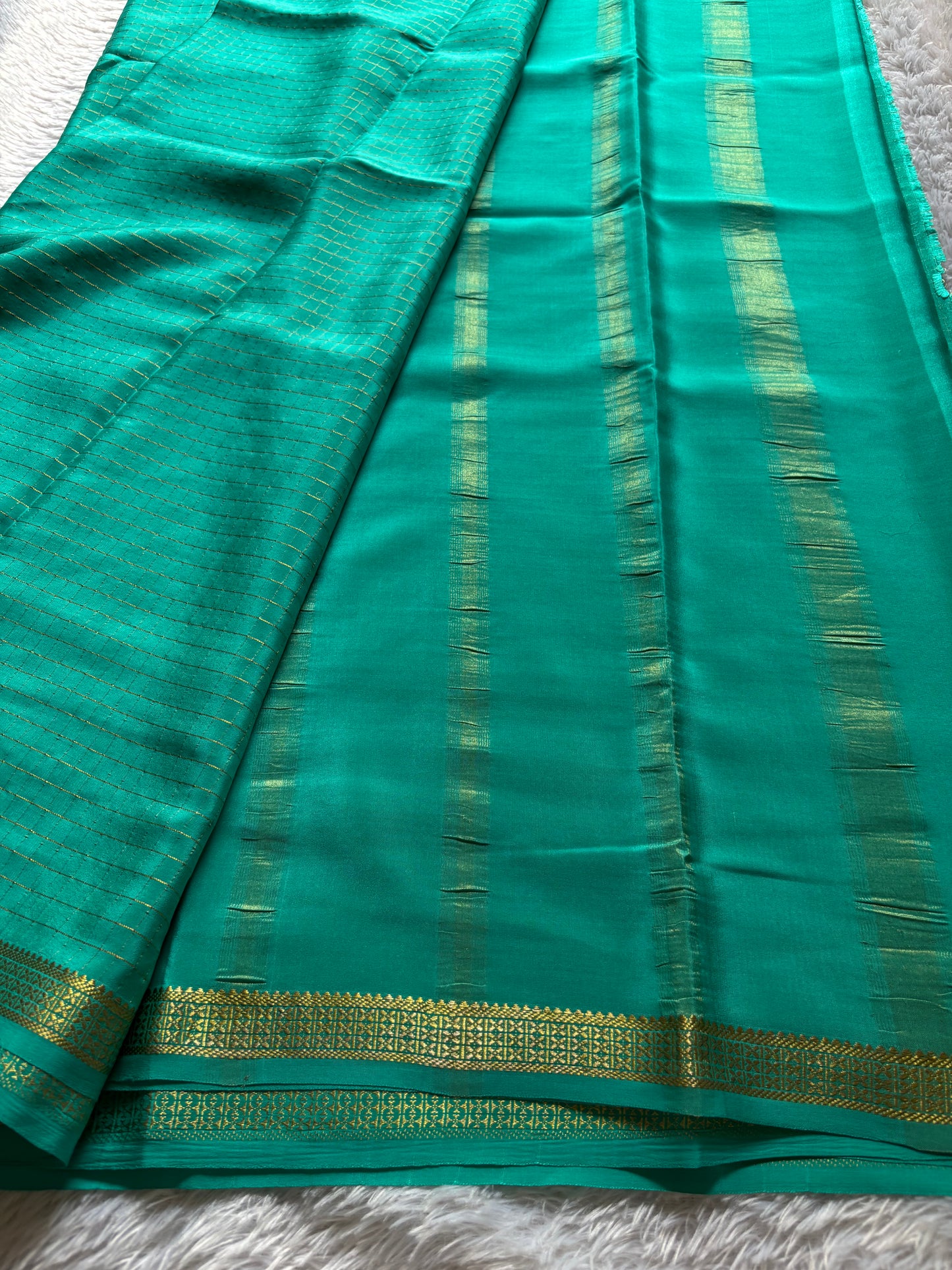 Pavani : Solid Turquoise