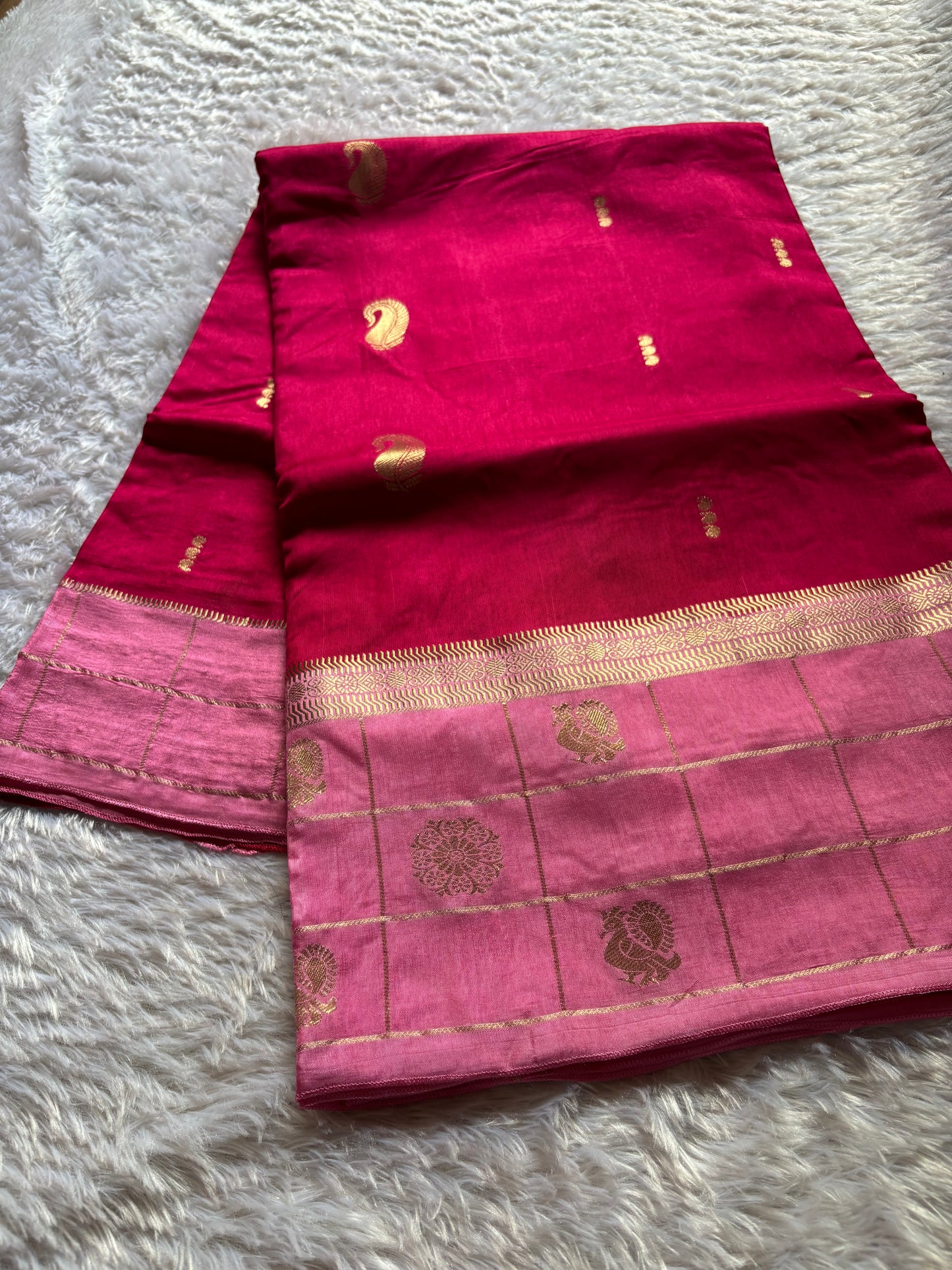 SS128 (2D) : Rani pink-bright pink