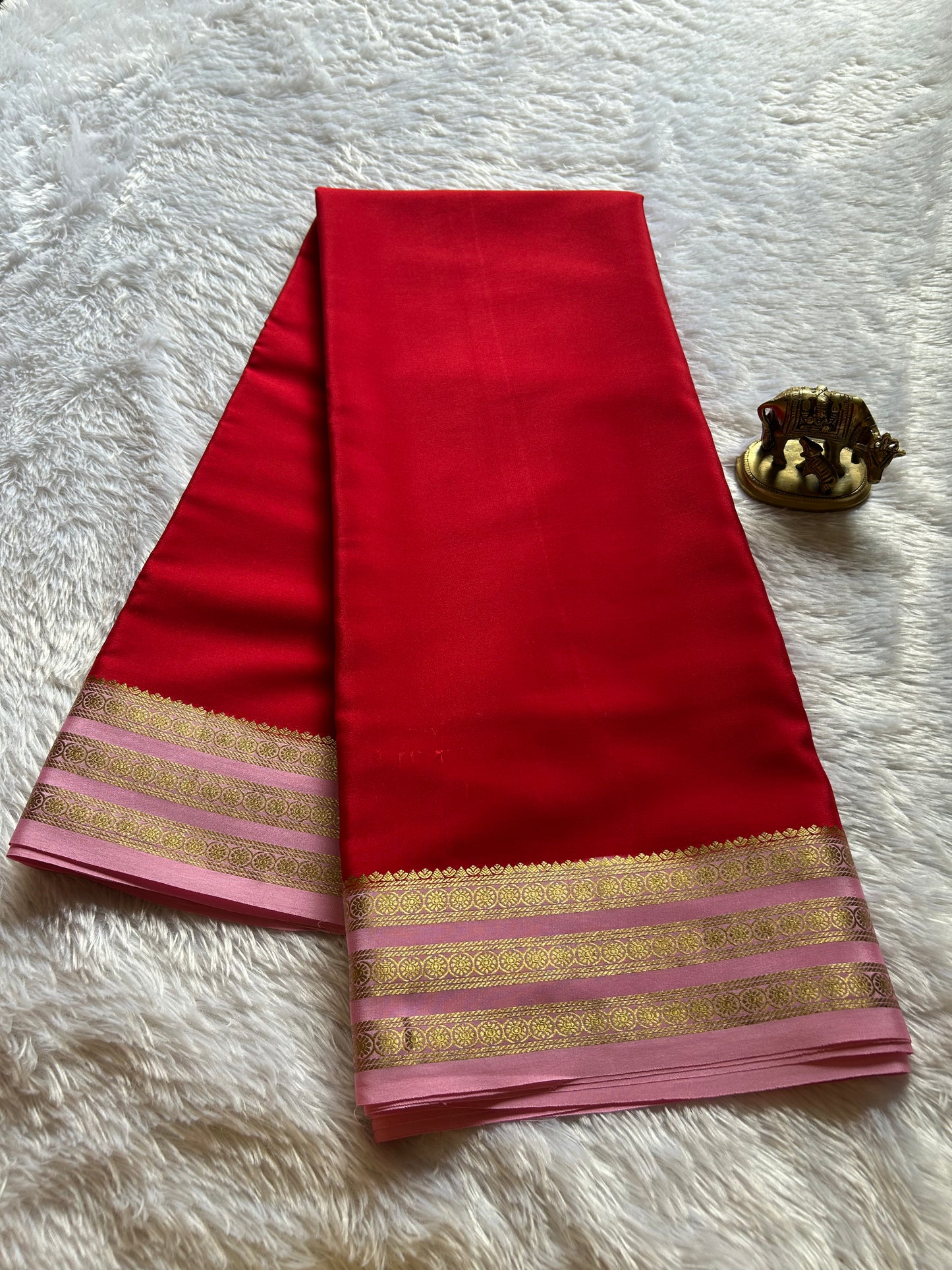 Shalini (2D) : Red-baby pink