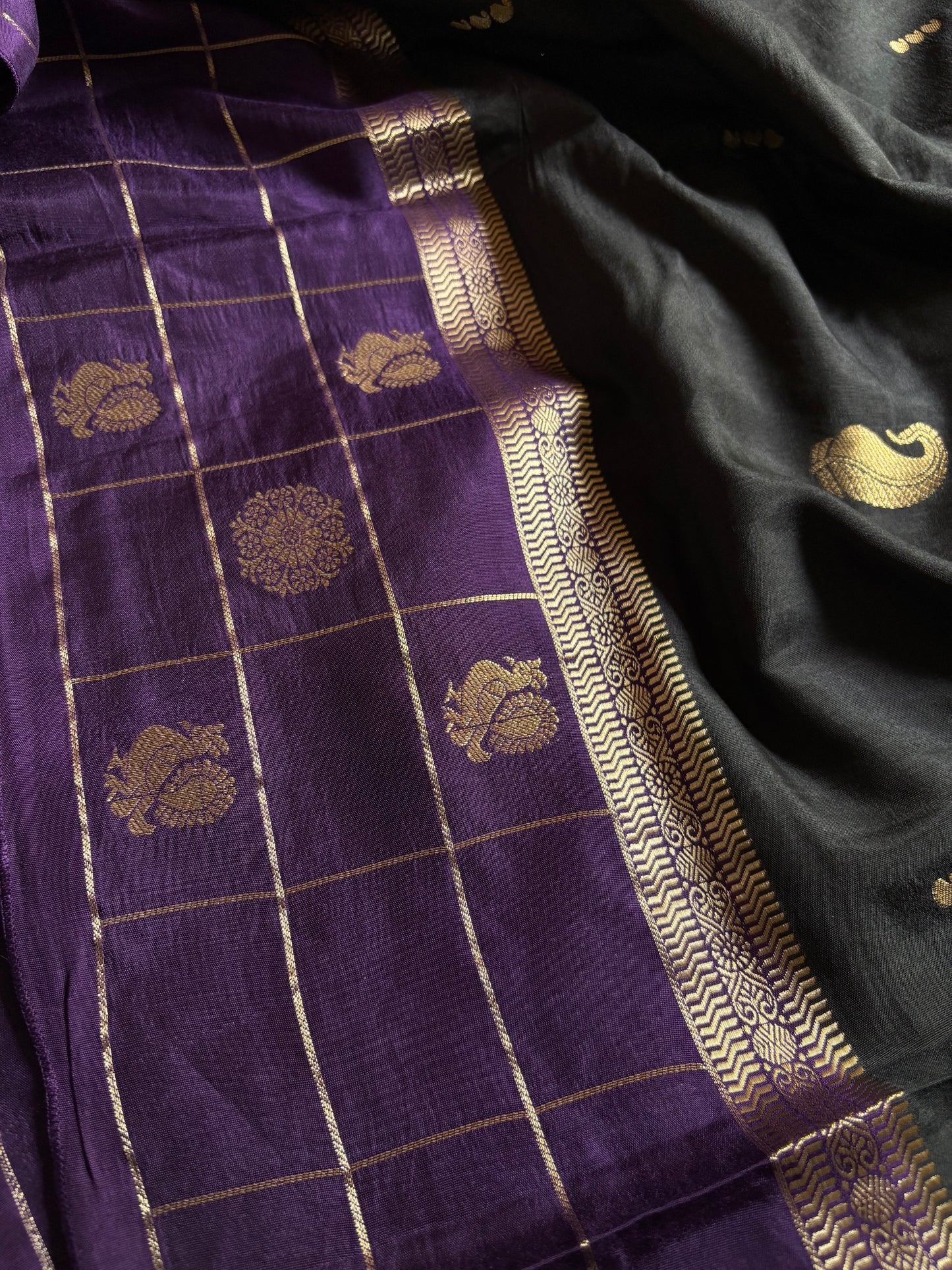 SS128 (2D) : Black-purple