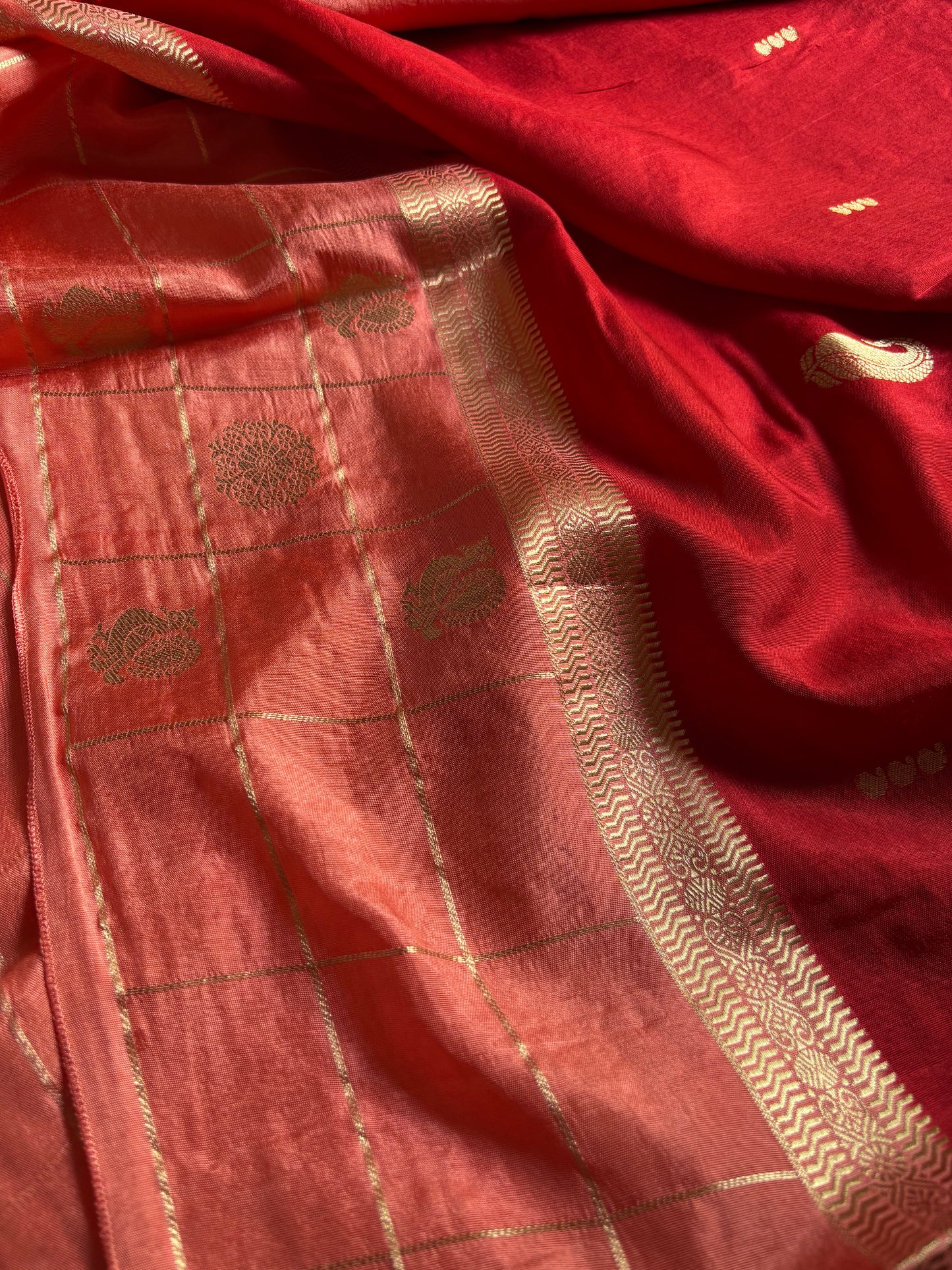 SS128 (2D) : Red-peach pink