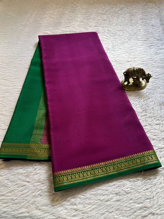 Jyothi (2D) : Dark magenta-bottle green