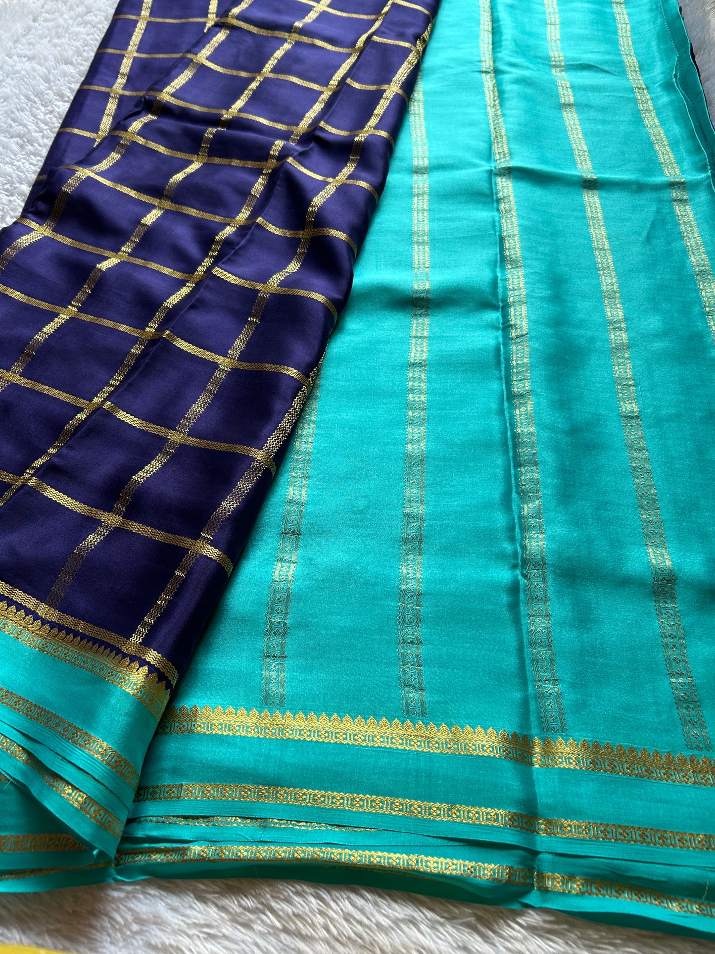 Vimala (2D) : Navy blue-ananda blue