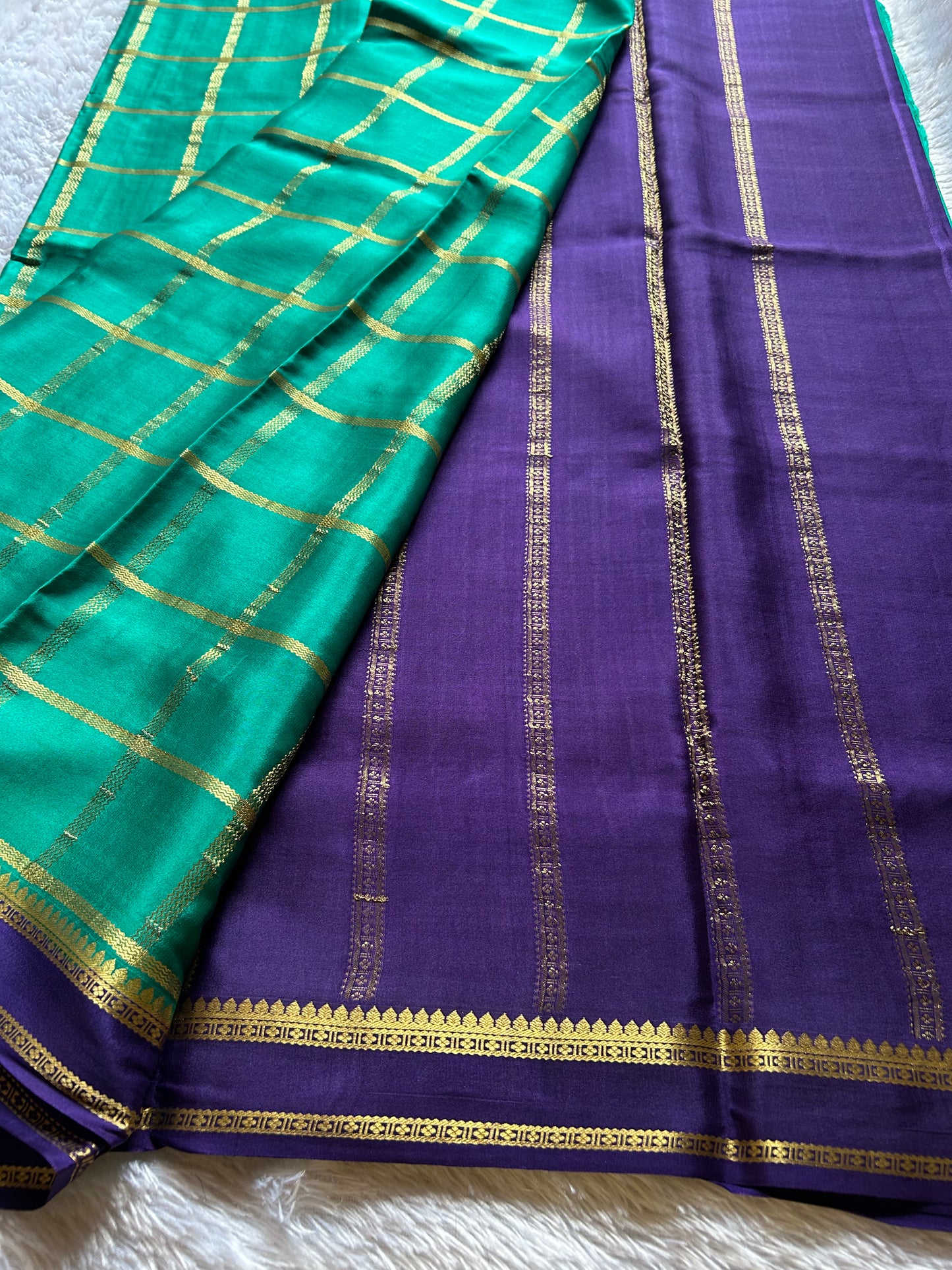 Vimala (2D) : Rama green-dark blue