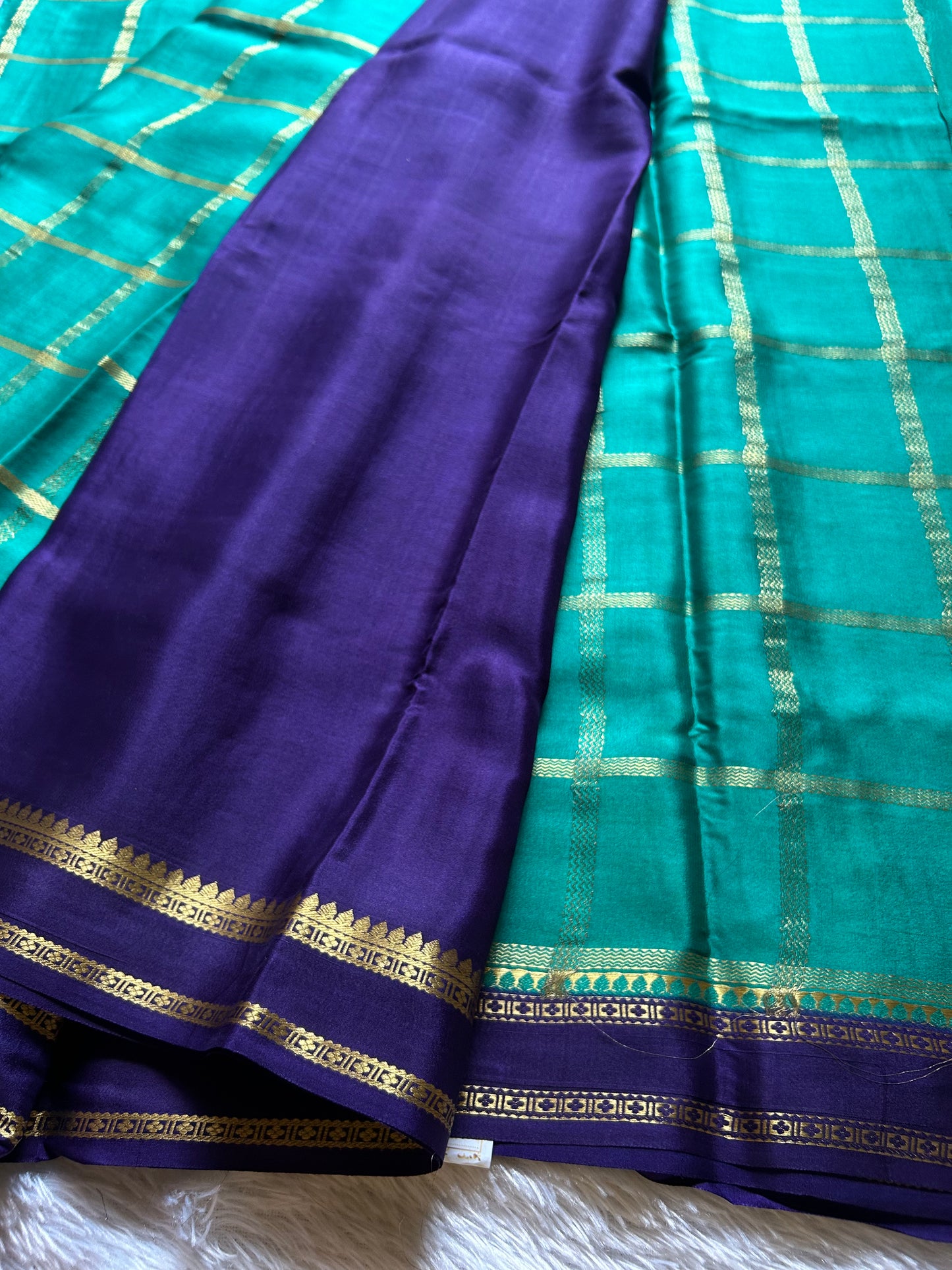 Vimala (2D) : Rama green-dark blue